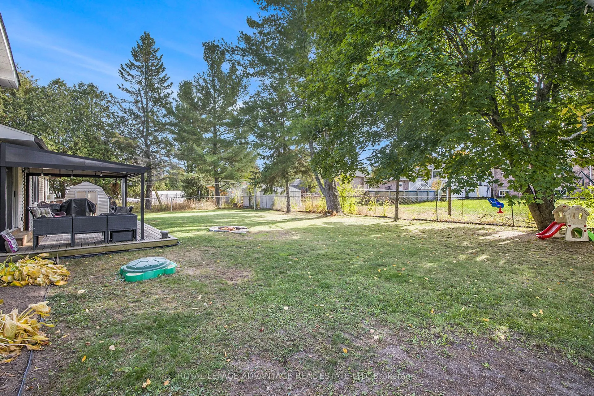 6 Fairlane Drive