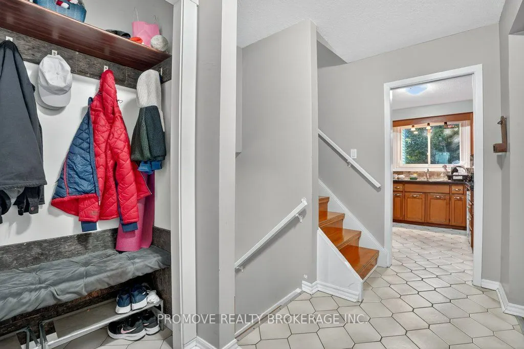 22 Thistle Road