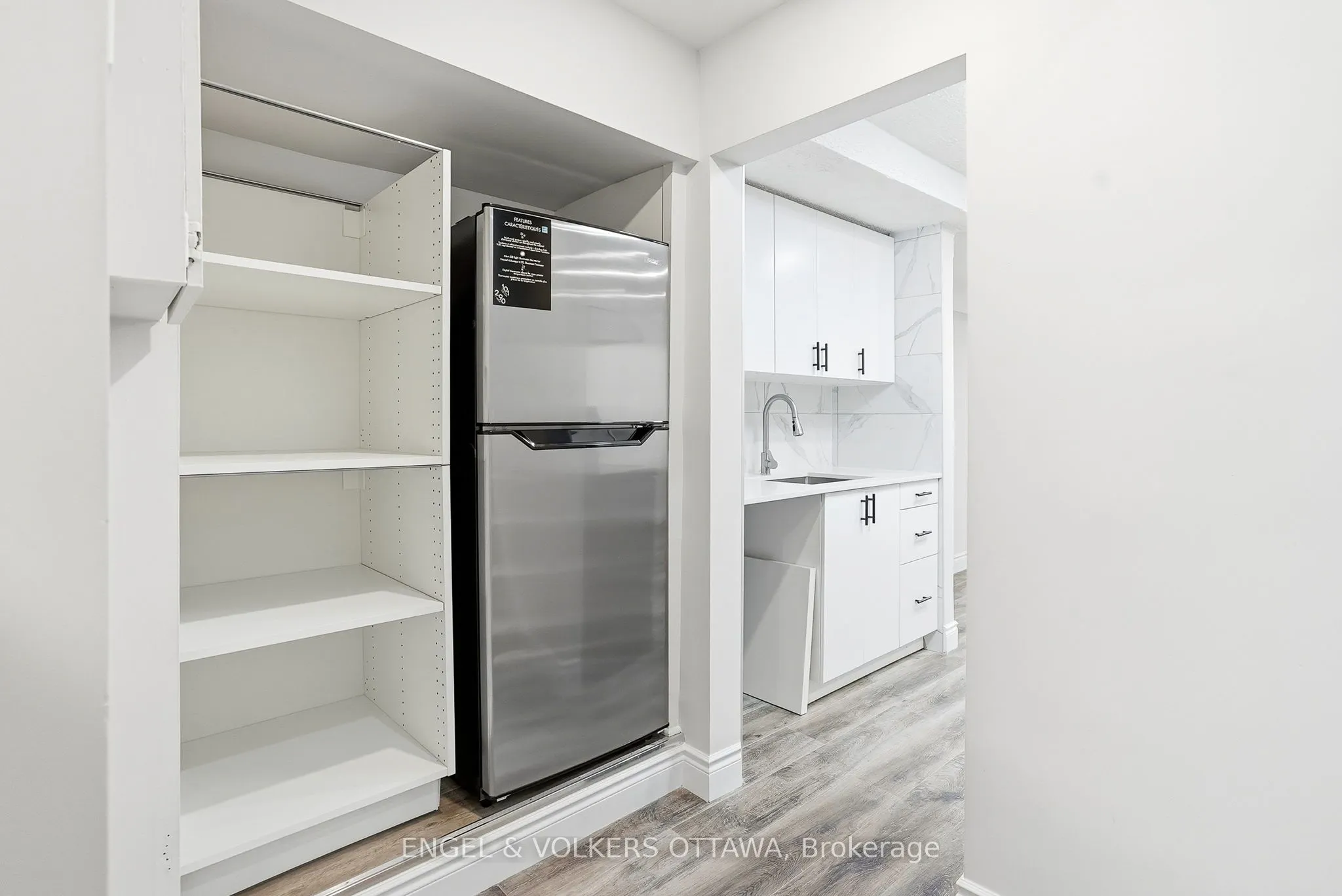 287 St Laurent Boulevard, #5