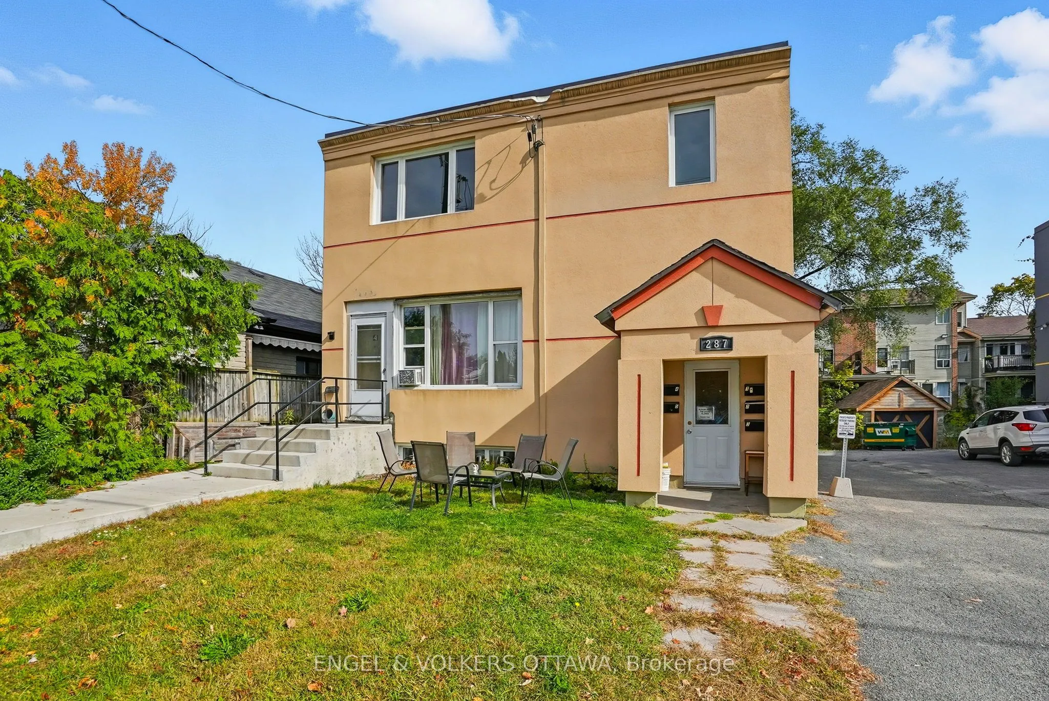 287 St Laurent Boulevard, #5