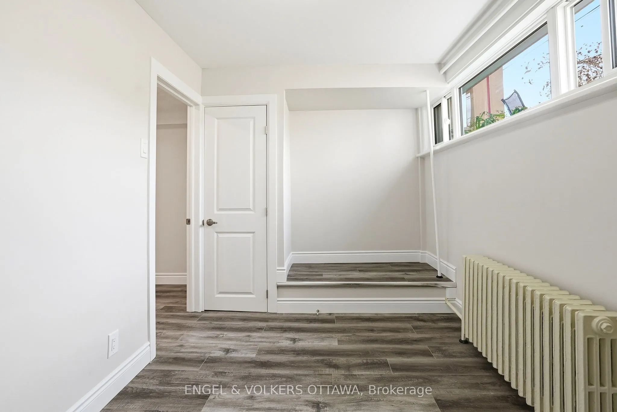 287 St Laurent Boulevard, #5