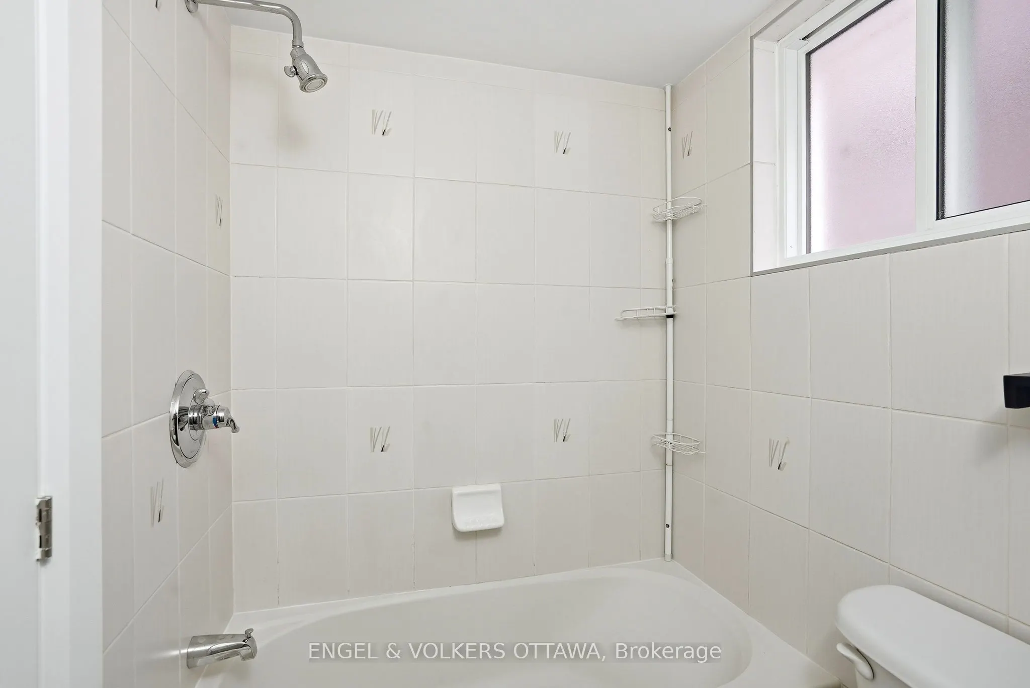 287 St Laurent Boulevard, #5