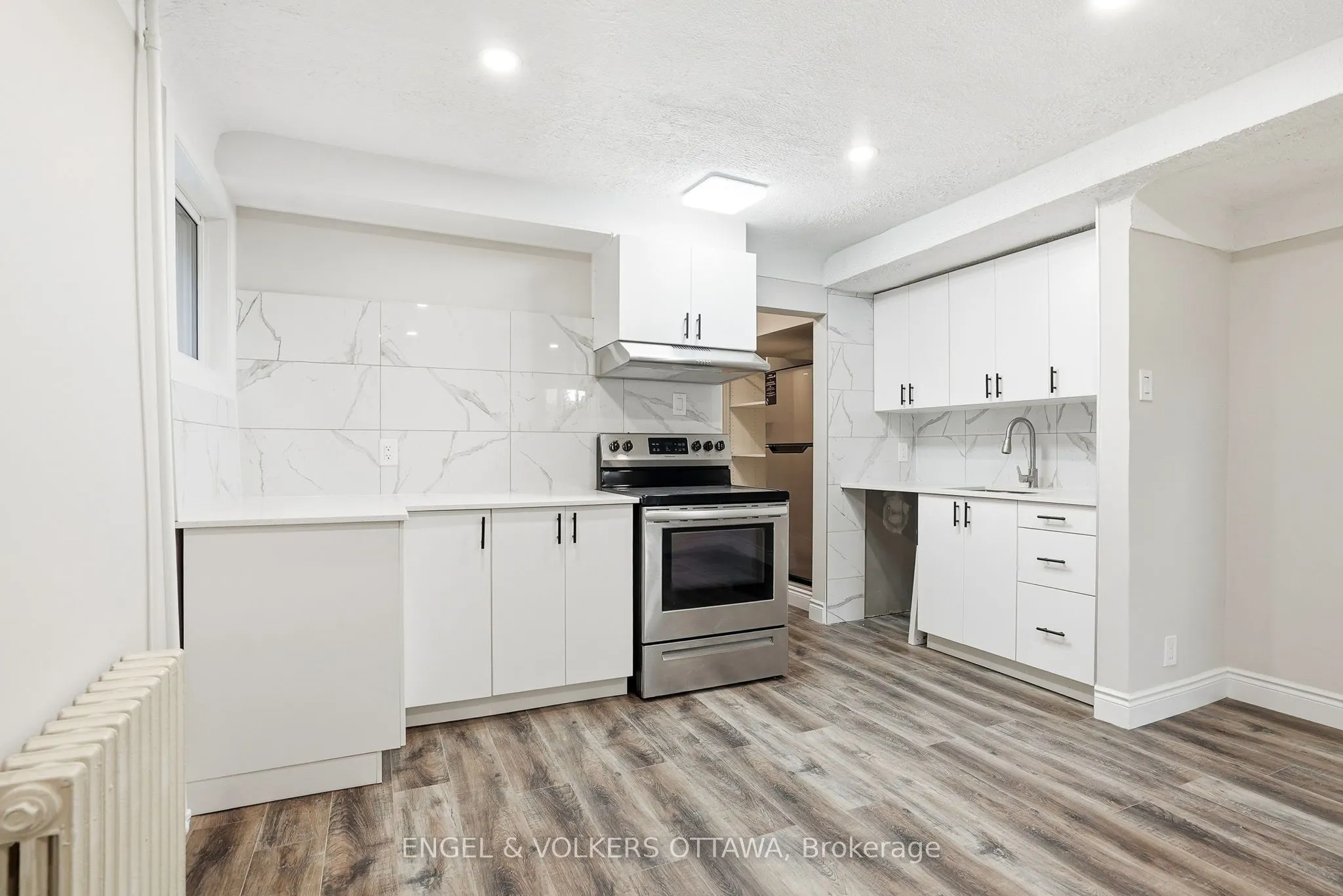 287 St Laurent Boulevard, #5
