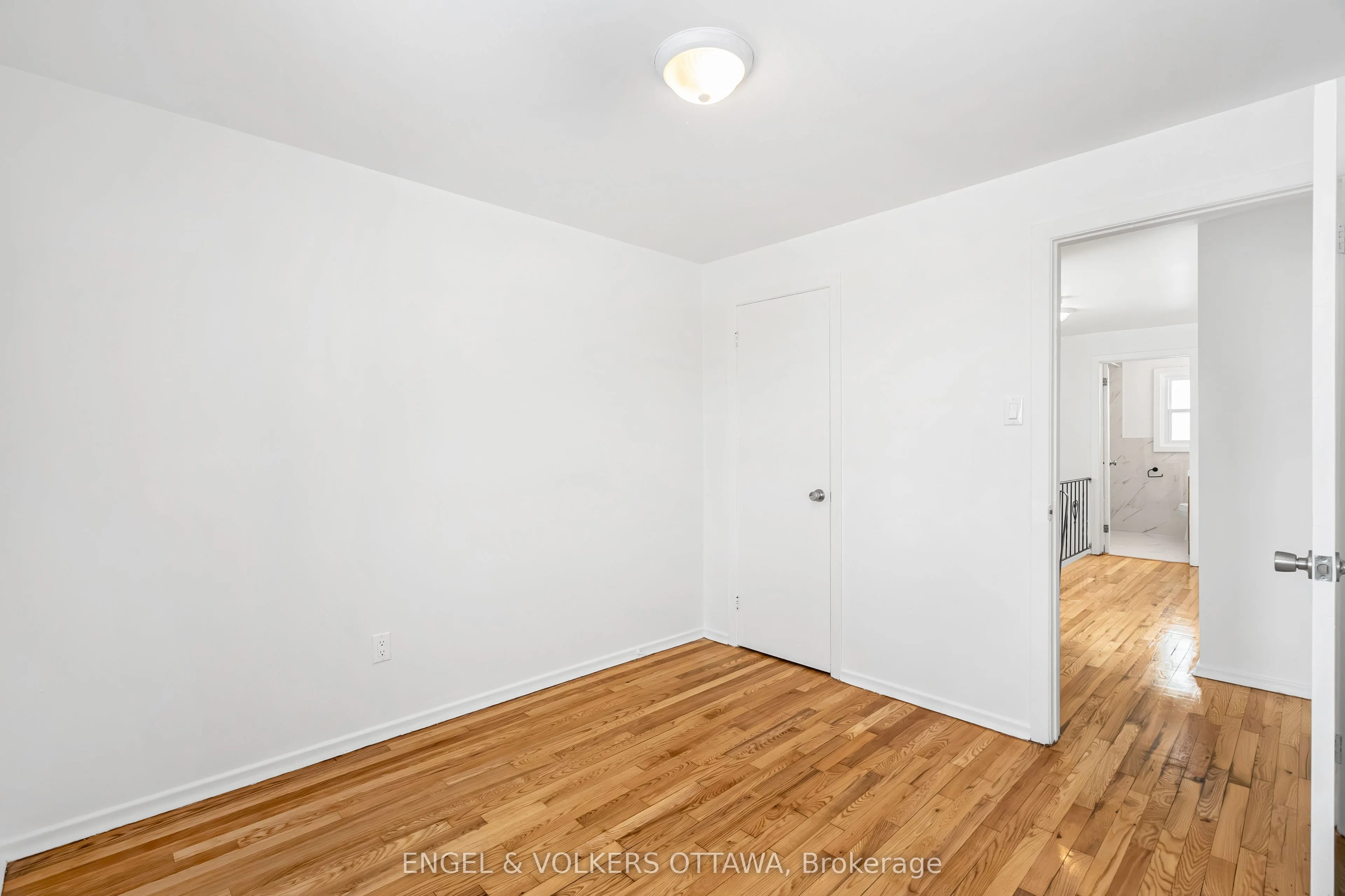 1487 Morisset Avenue