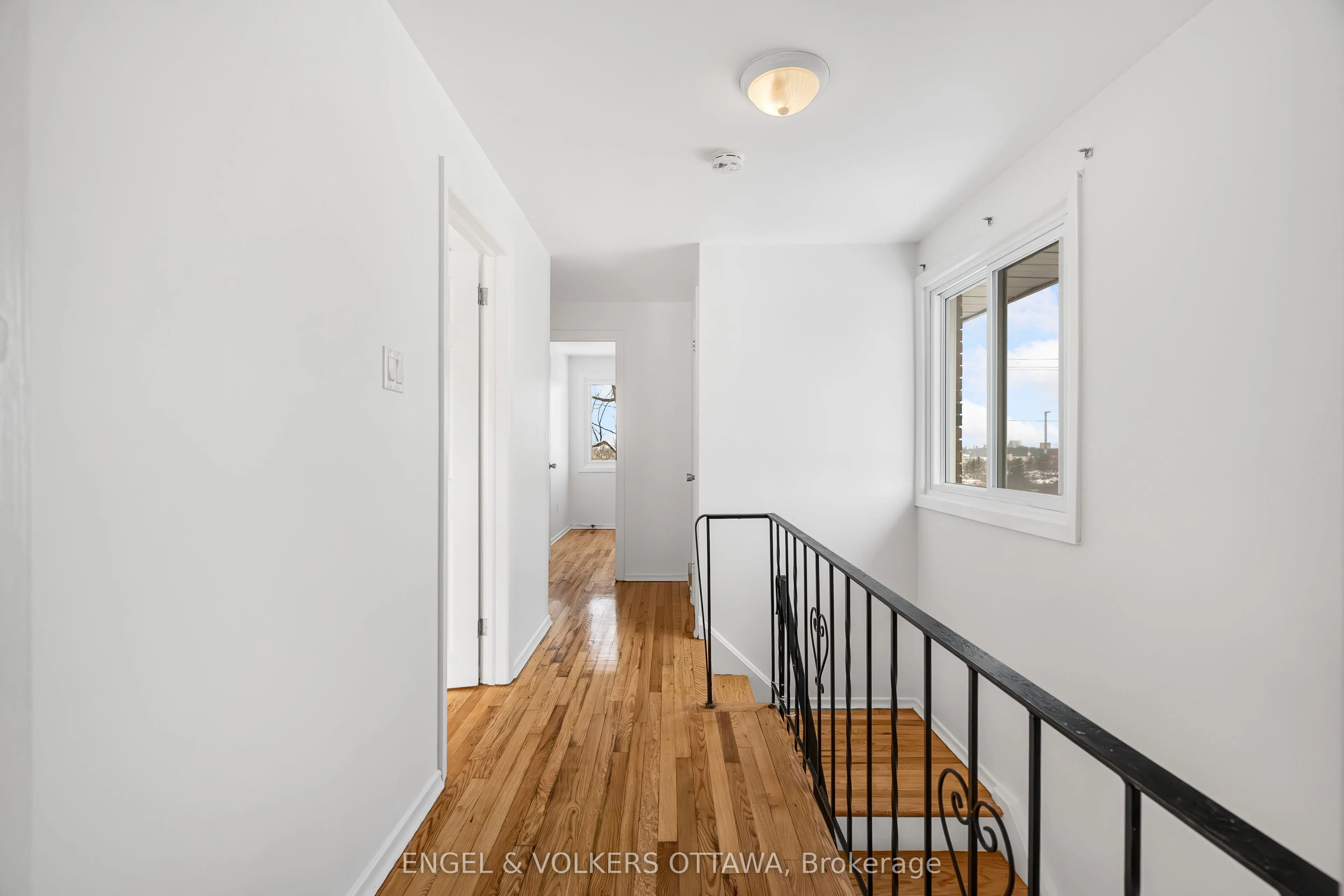 1487 Morisset Avenue