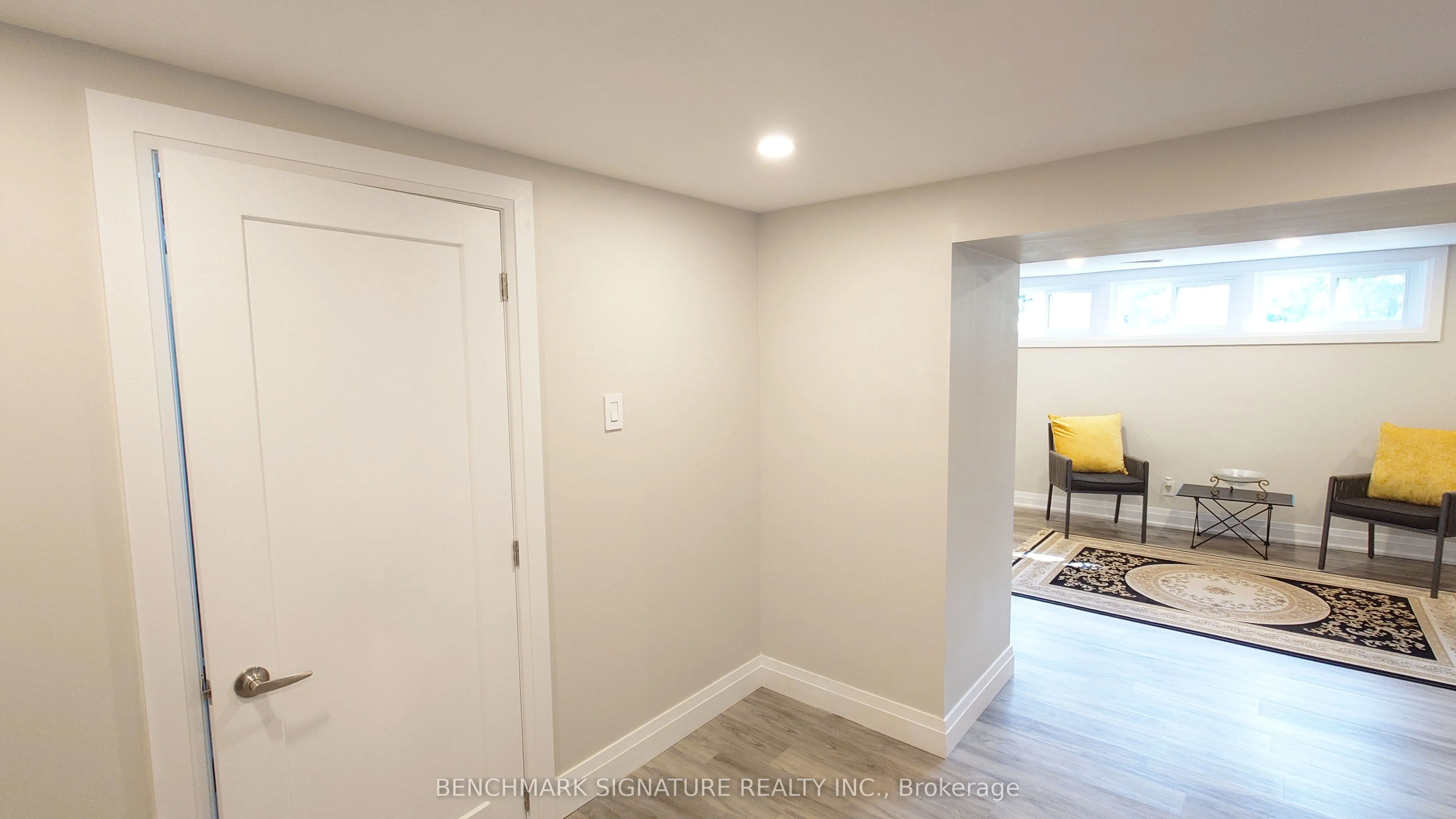 2 ALGONQUIN Crescent