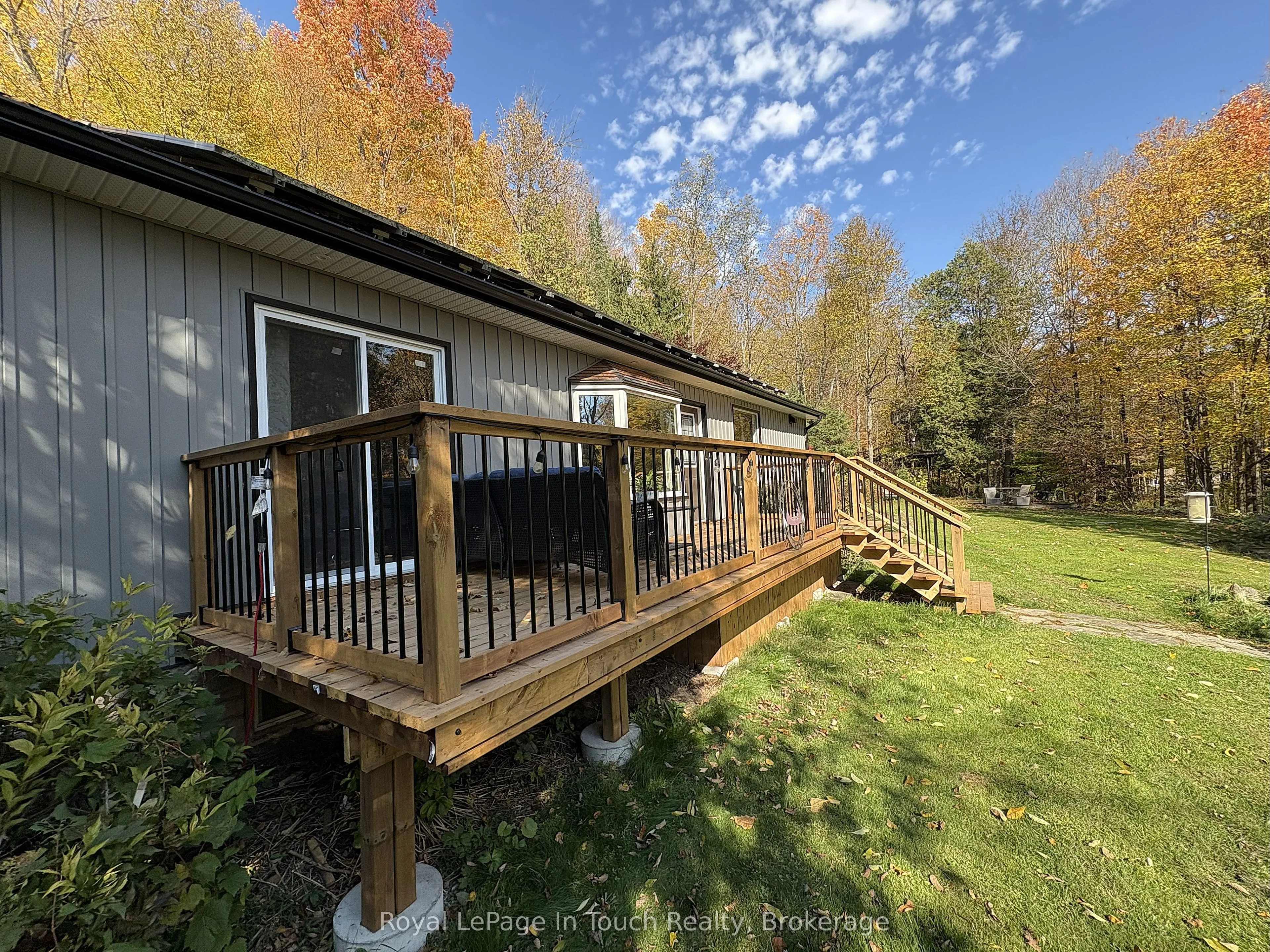 18 Shady Glen Lane