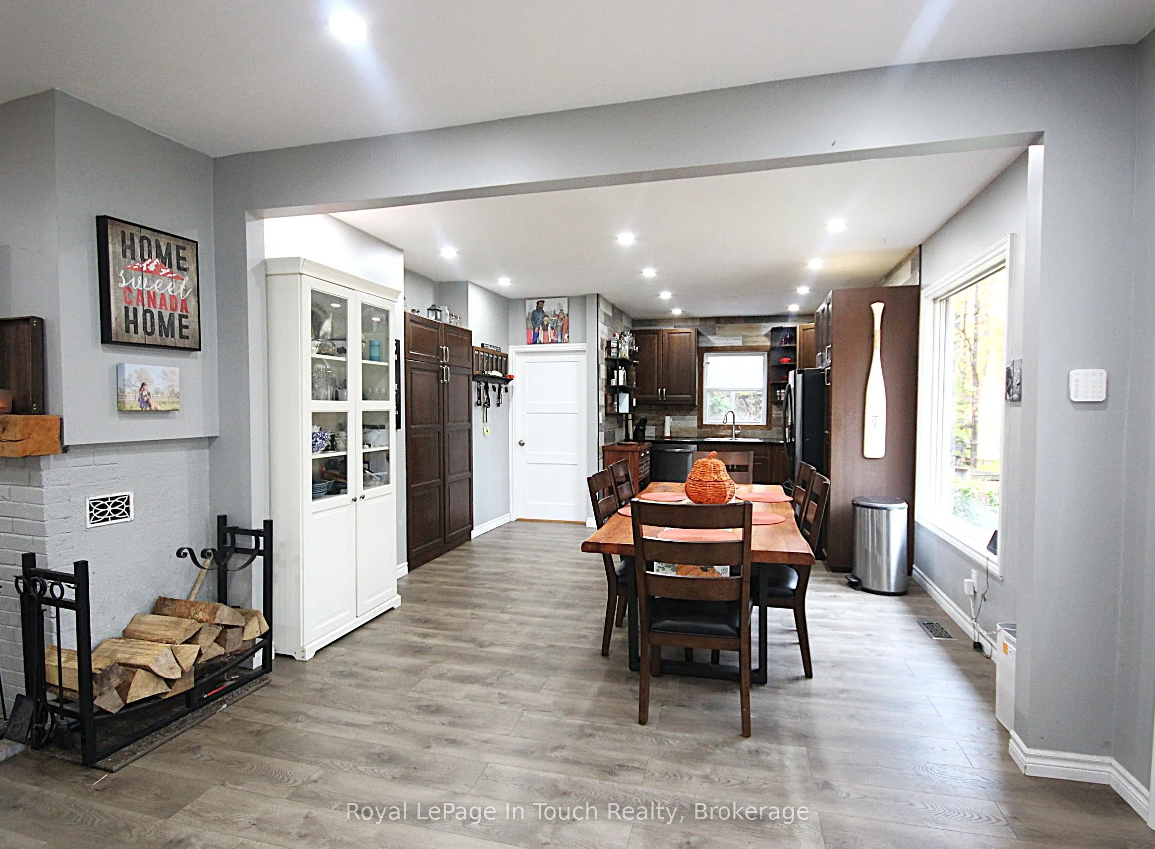18 Shady Glen Lane