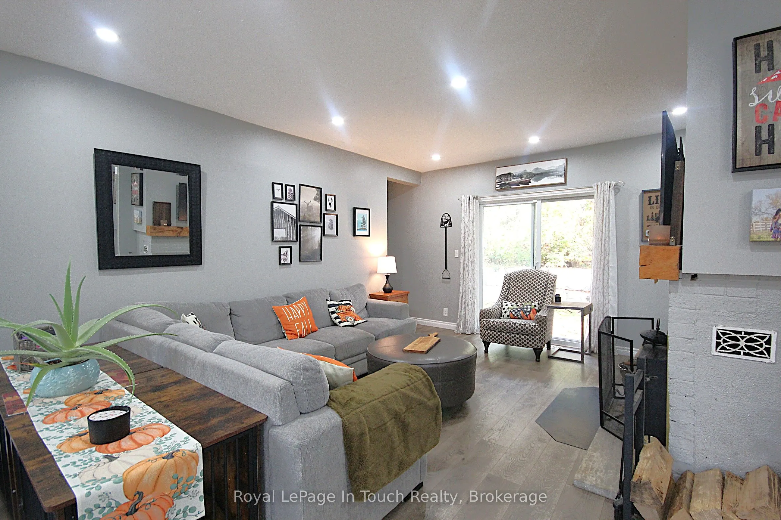 18 Shady Glen Lane