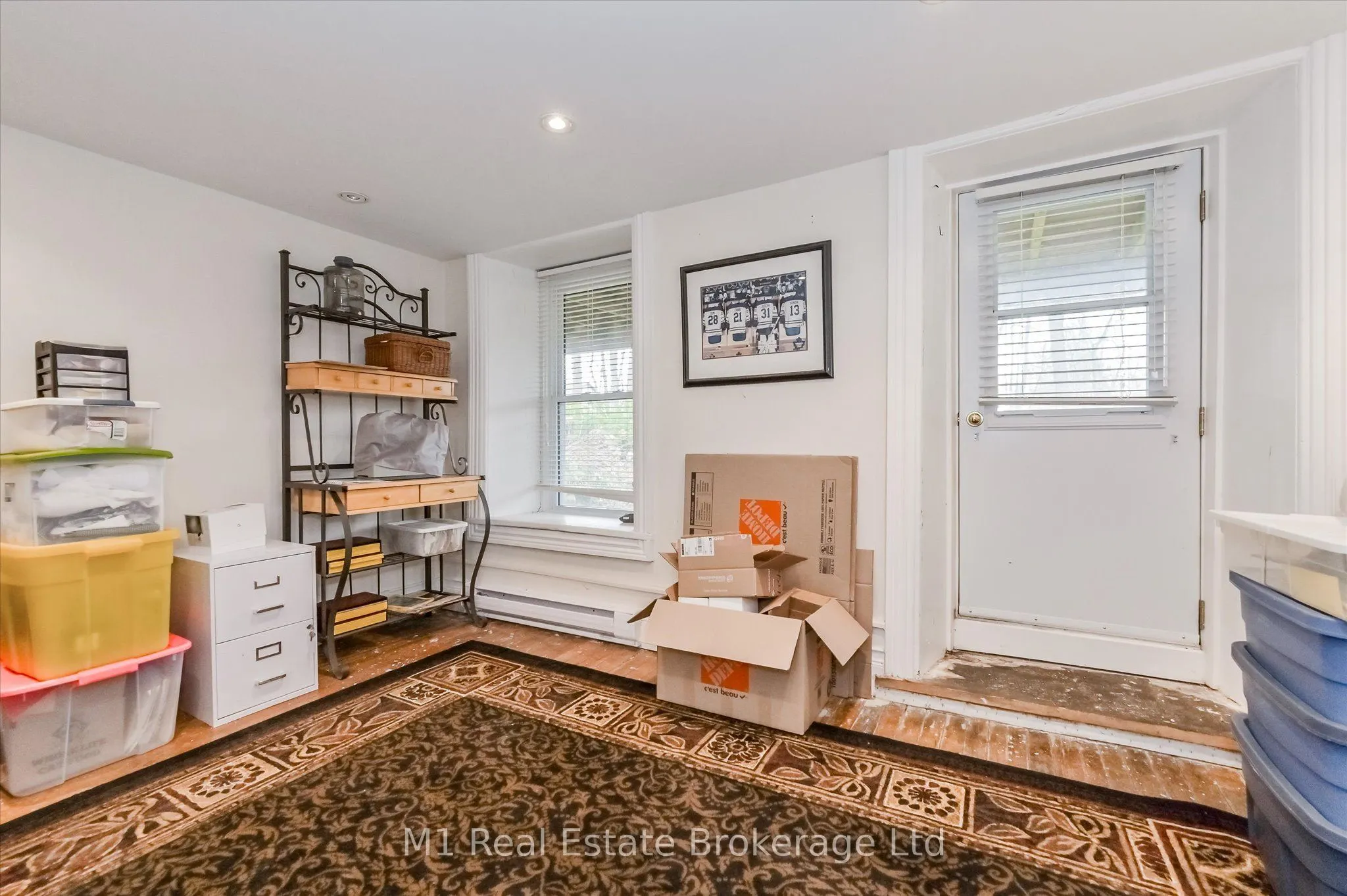 119 John Street W