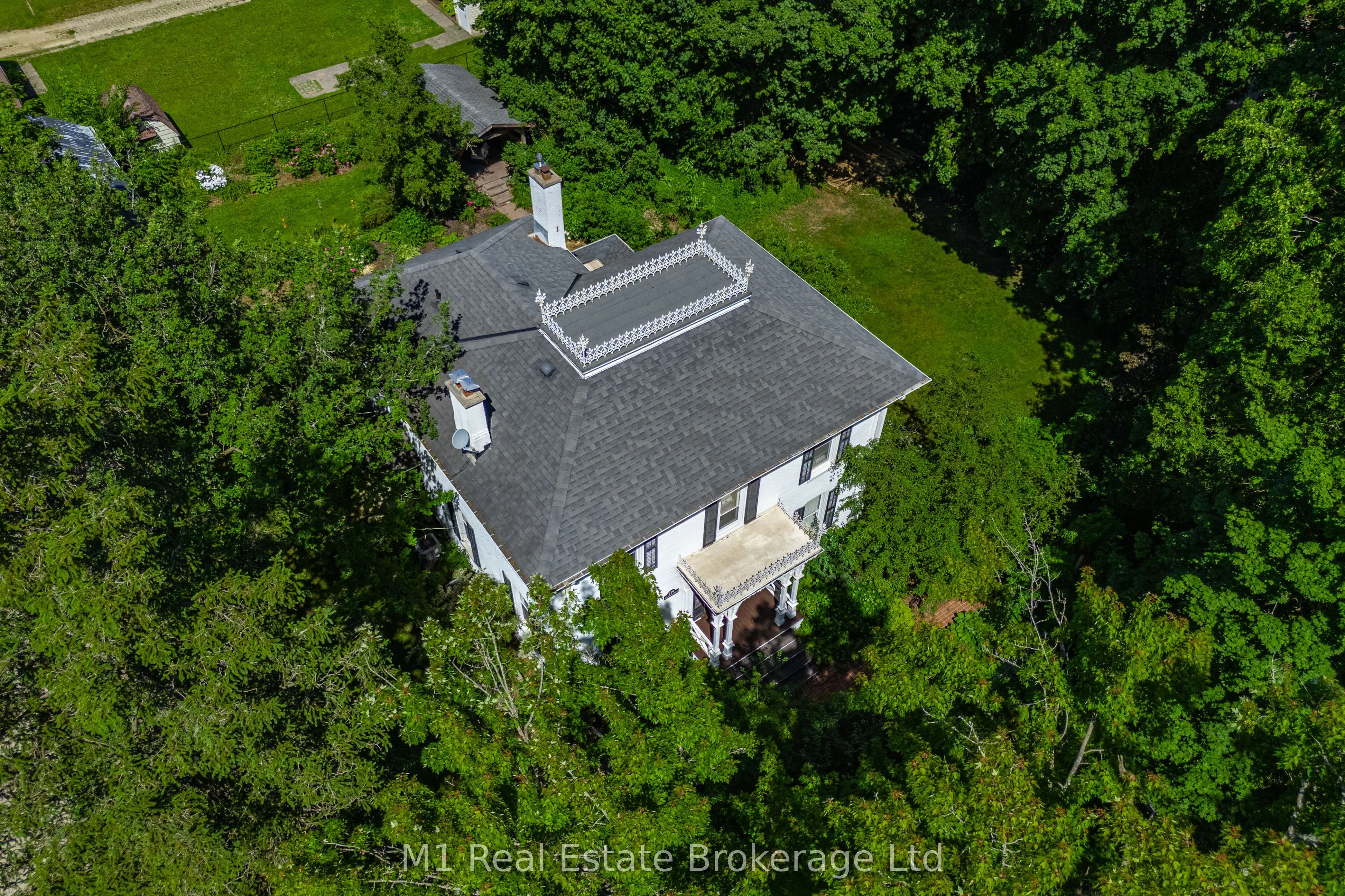 119 John Street W