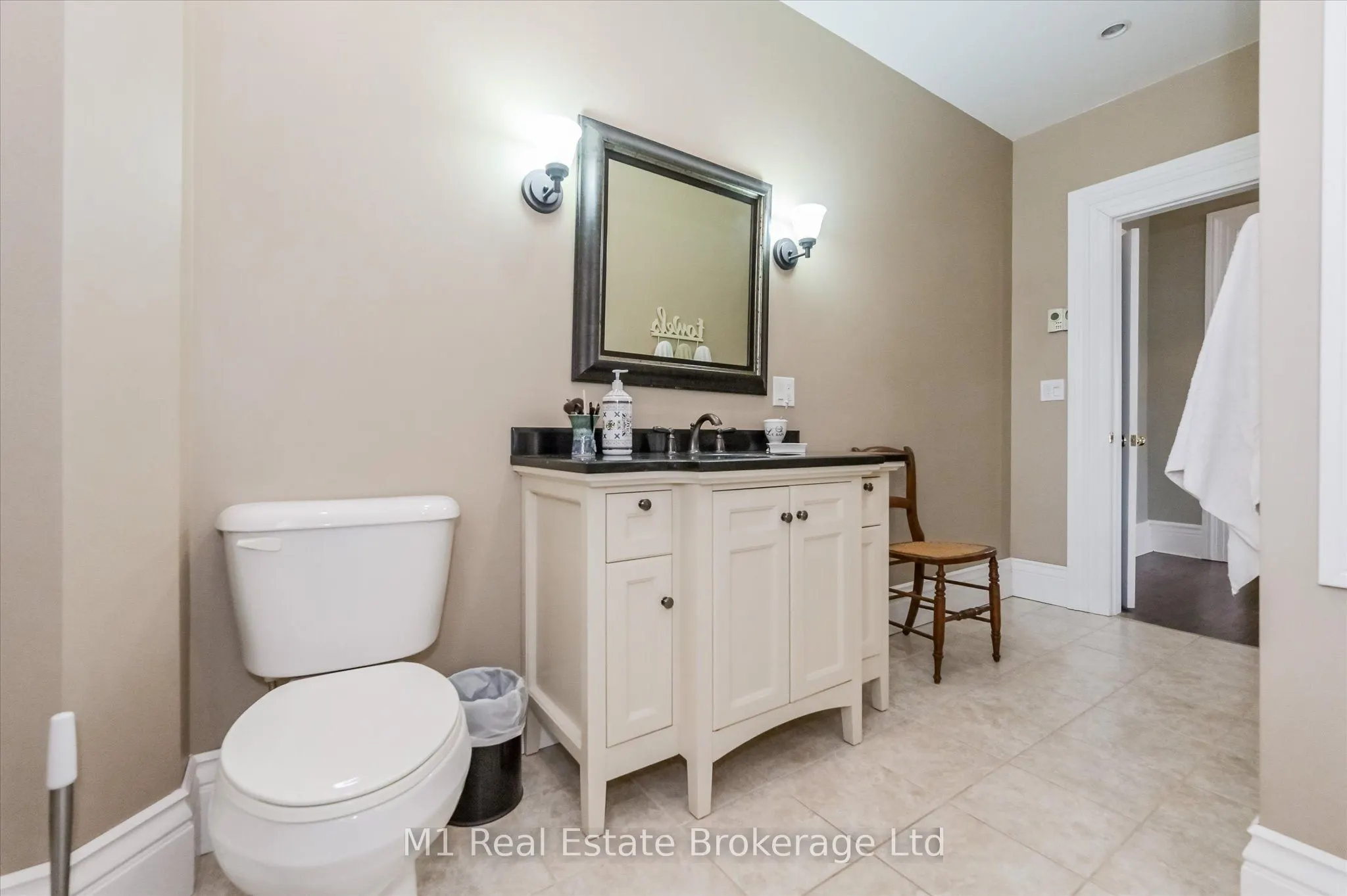 119 John Street W