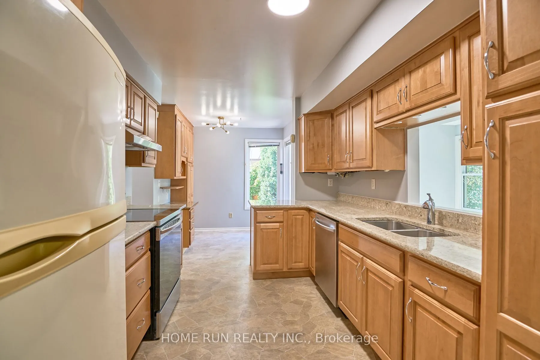 20 Thiessen Crescent