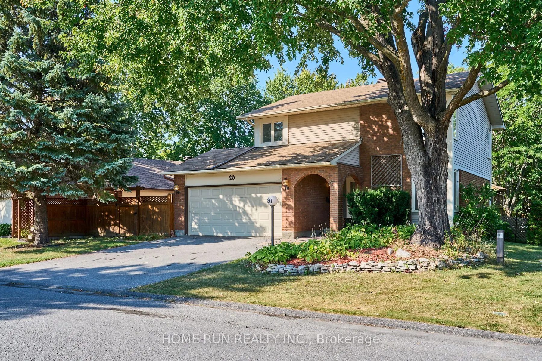 20 Thiessen Crescent
