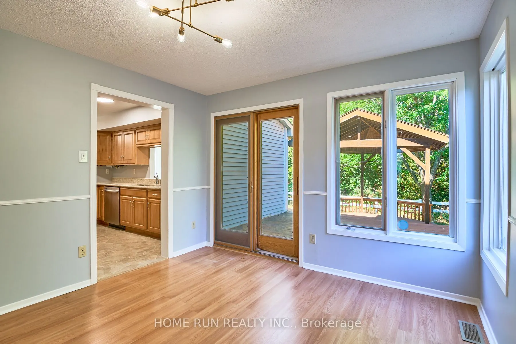 20 Thiessen Crescent
