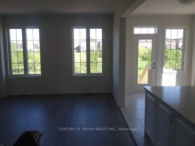 85 Riverwalk Drive N