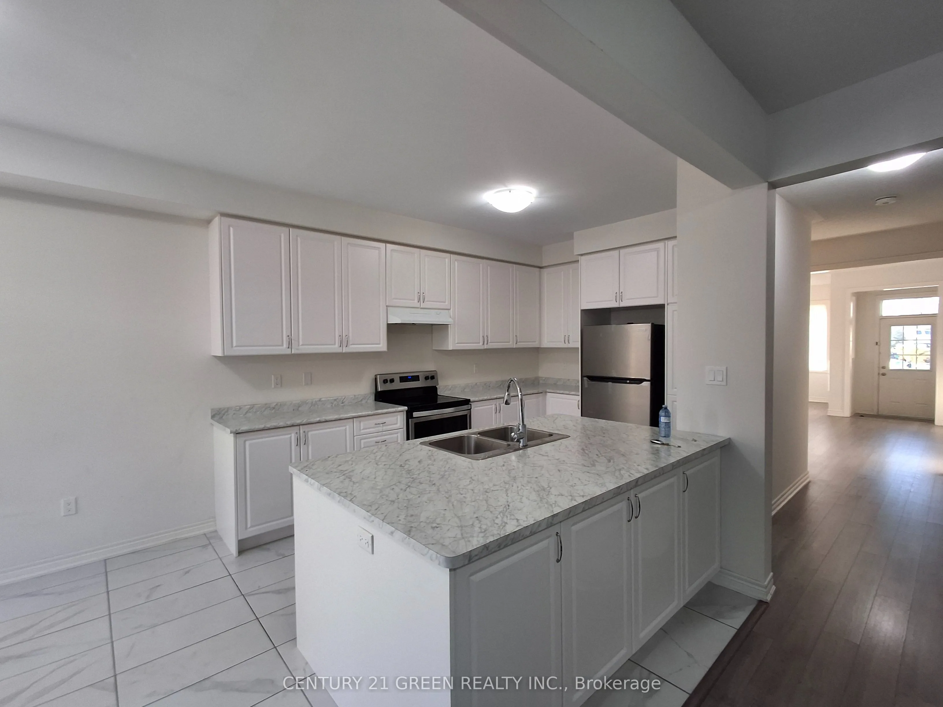 85 Riverwalk Drive N