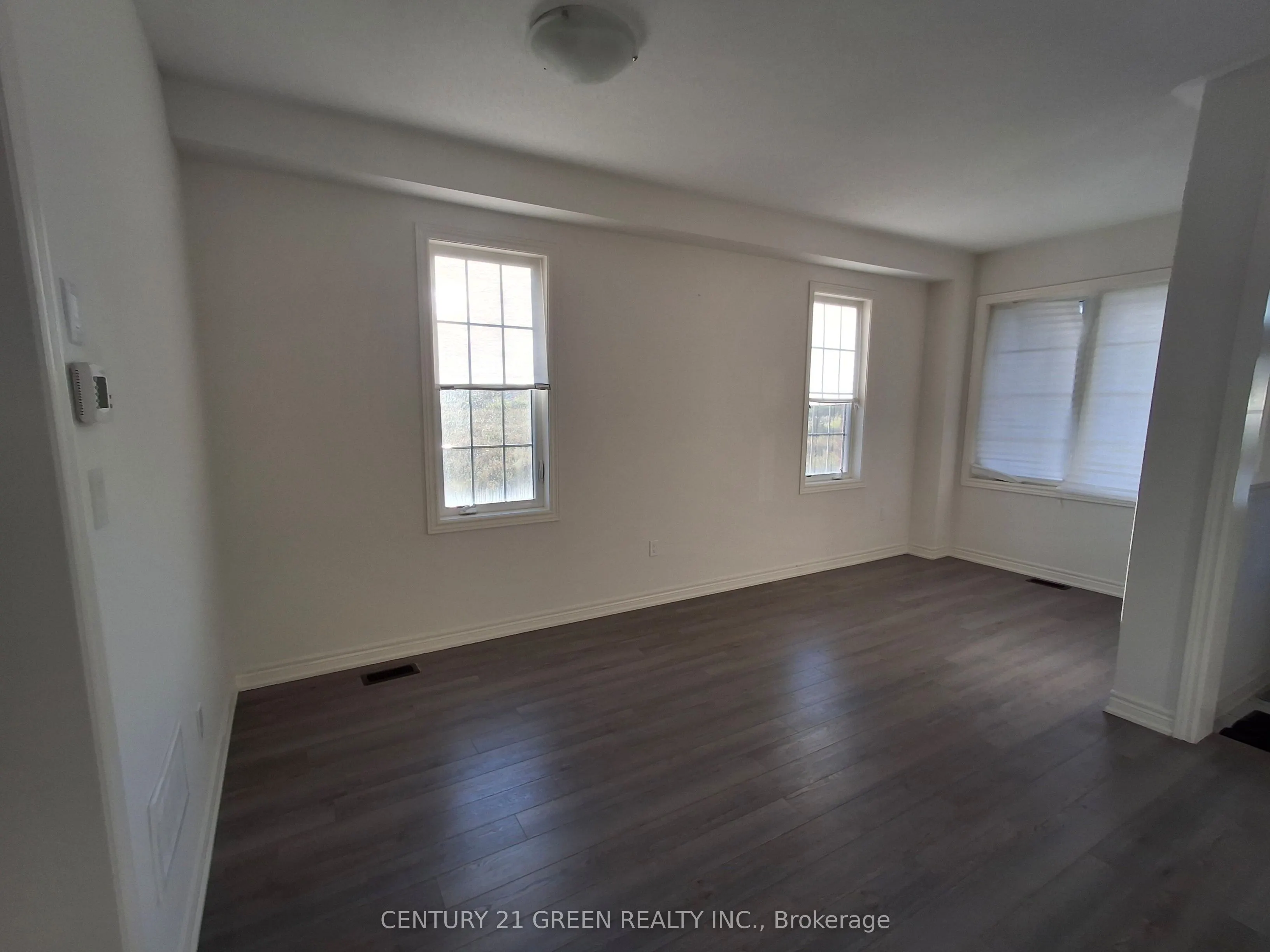 85 Riverwalk Drive N