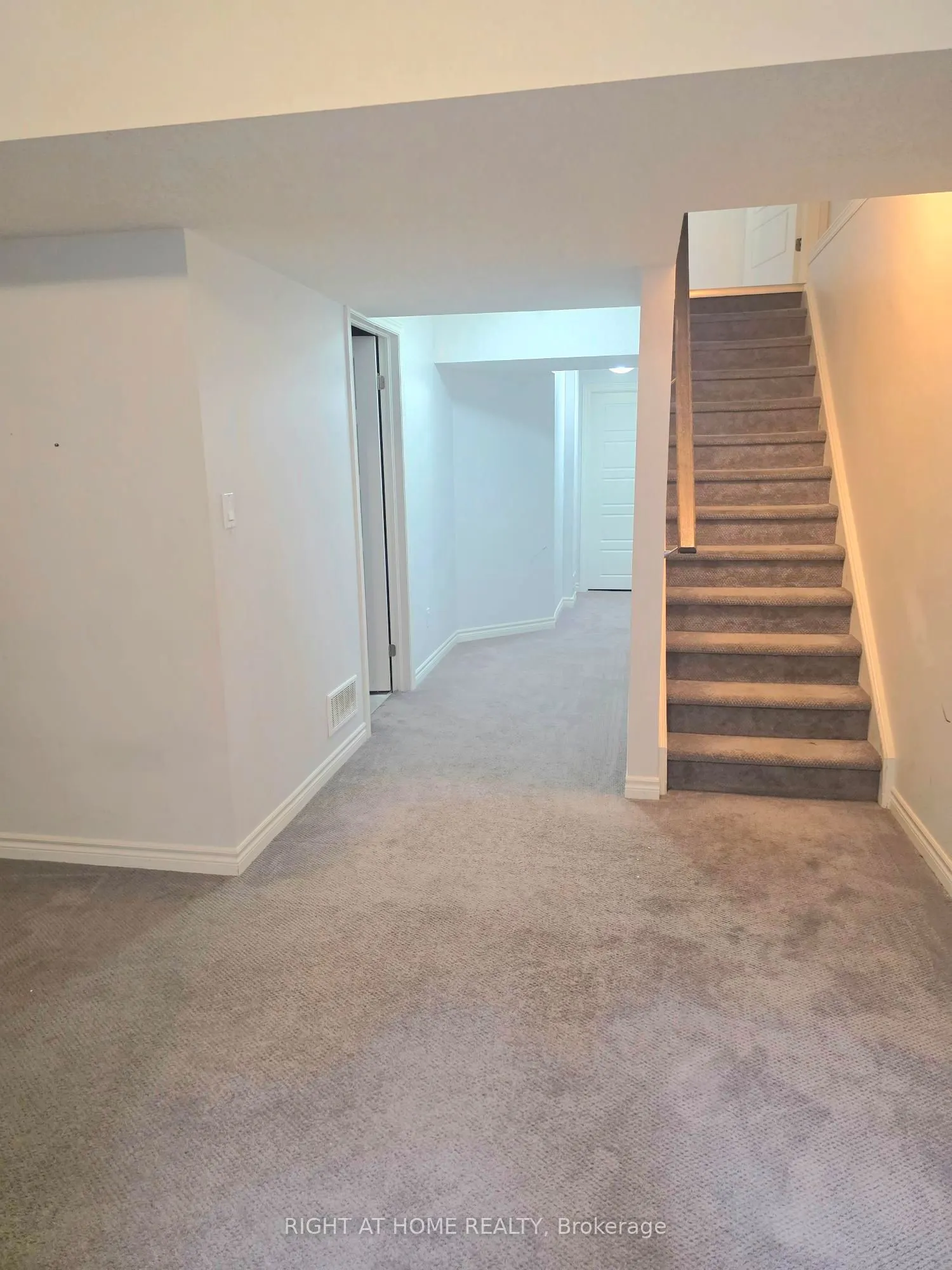 91 poppy Drive E, #13