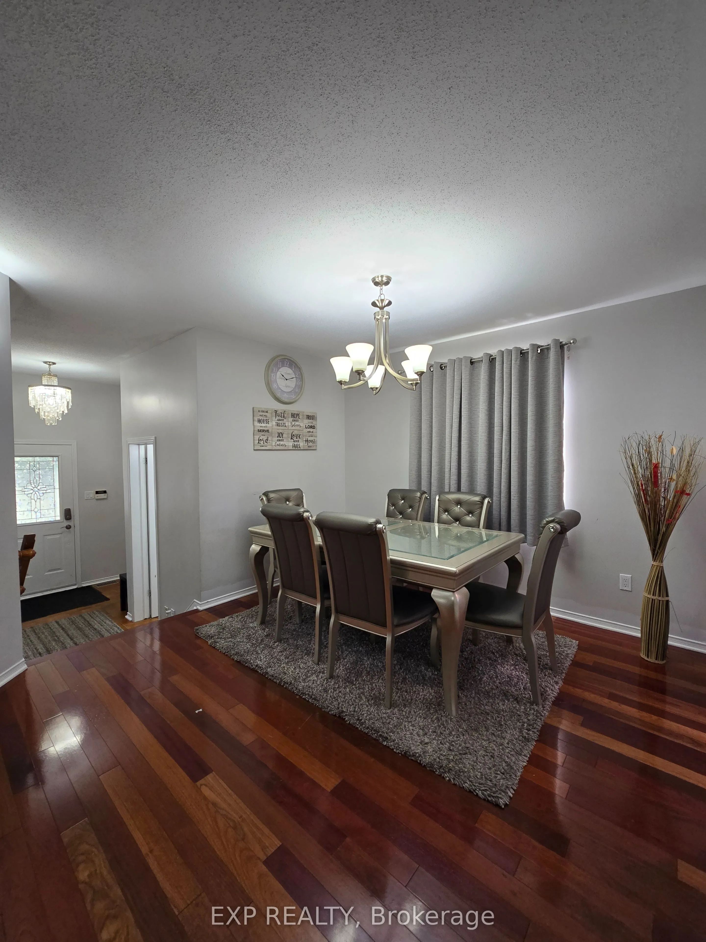 700 Carmella Crescent