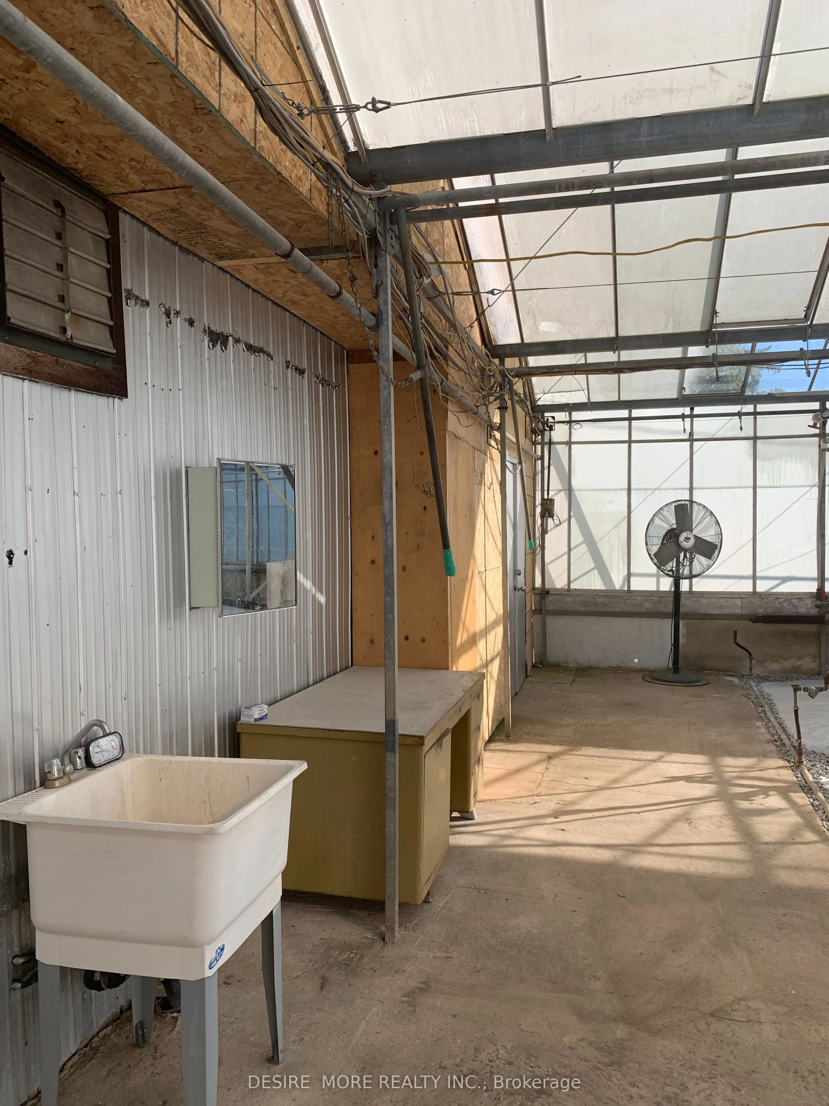 462 Pinecrest Road, #GREENHOUSE