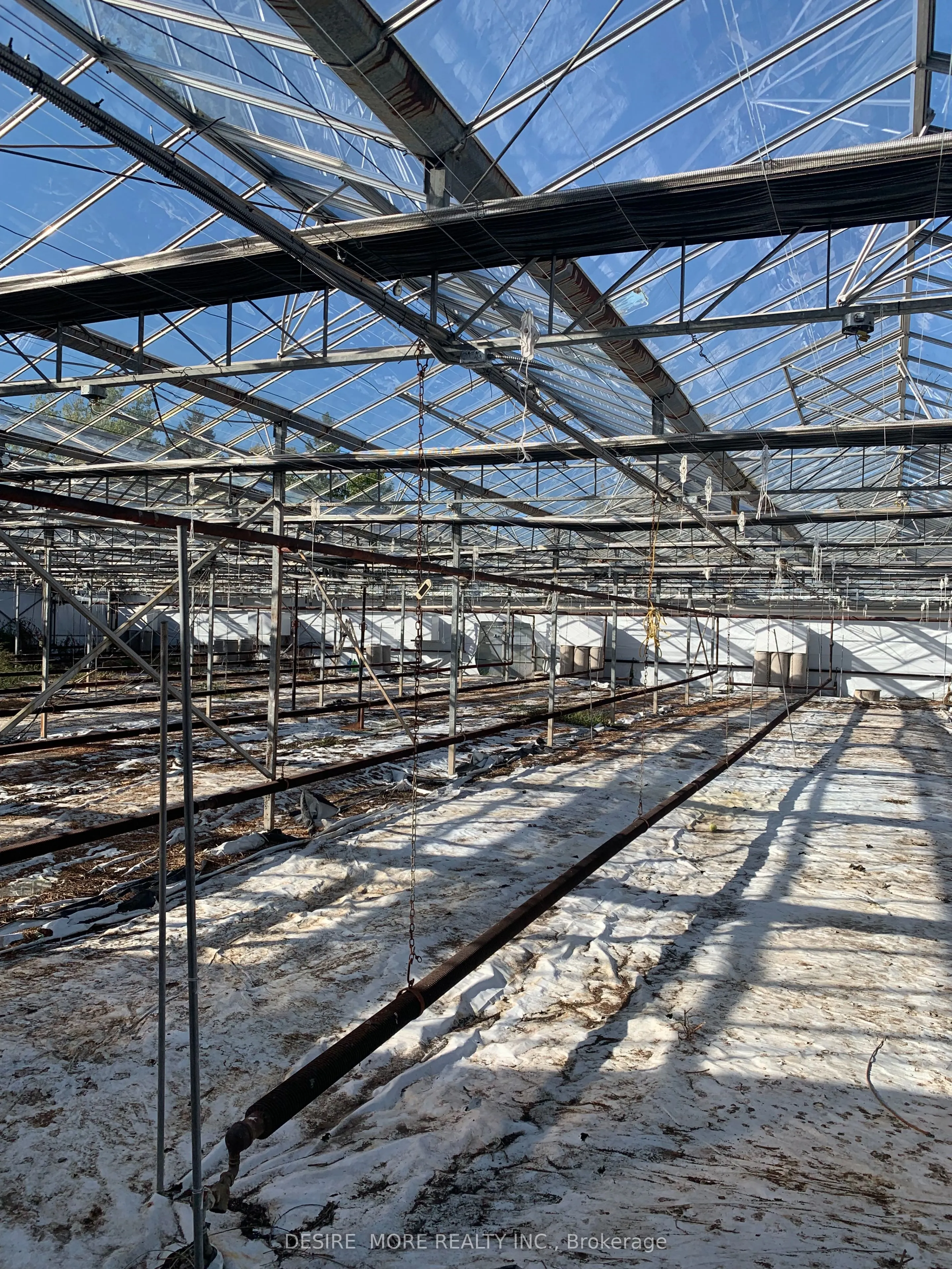 462 Pinecrest Road, #GREENHOUSE