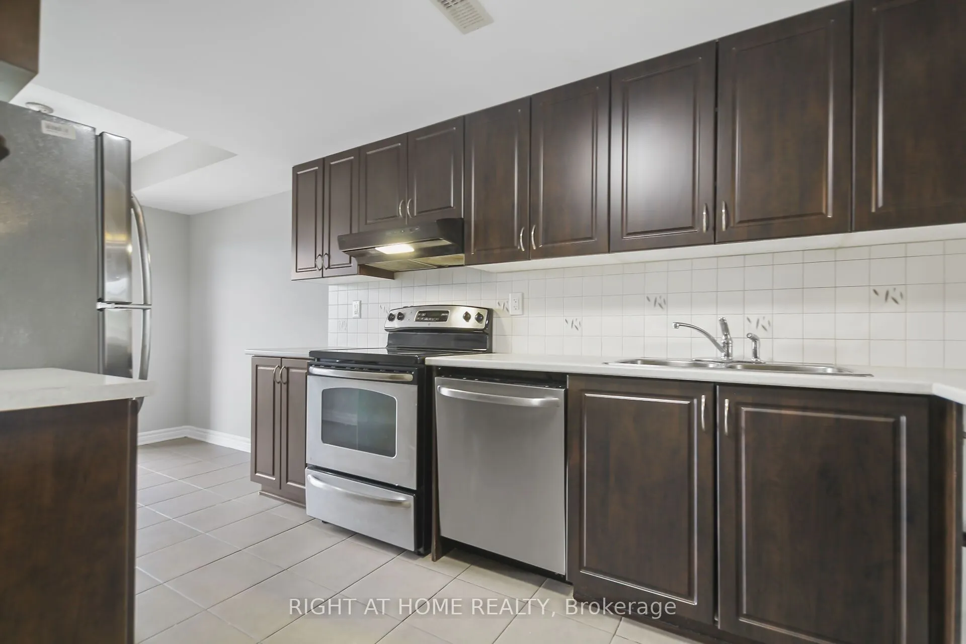 1120 Klondike Road, #B