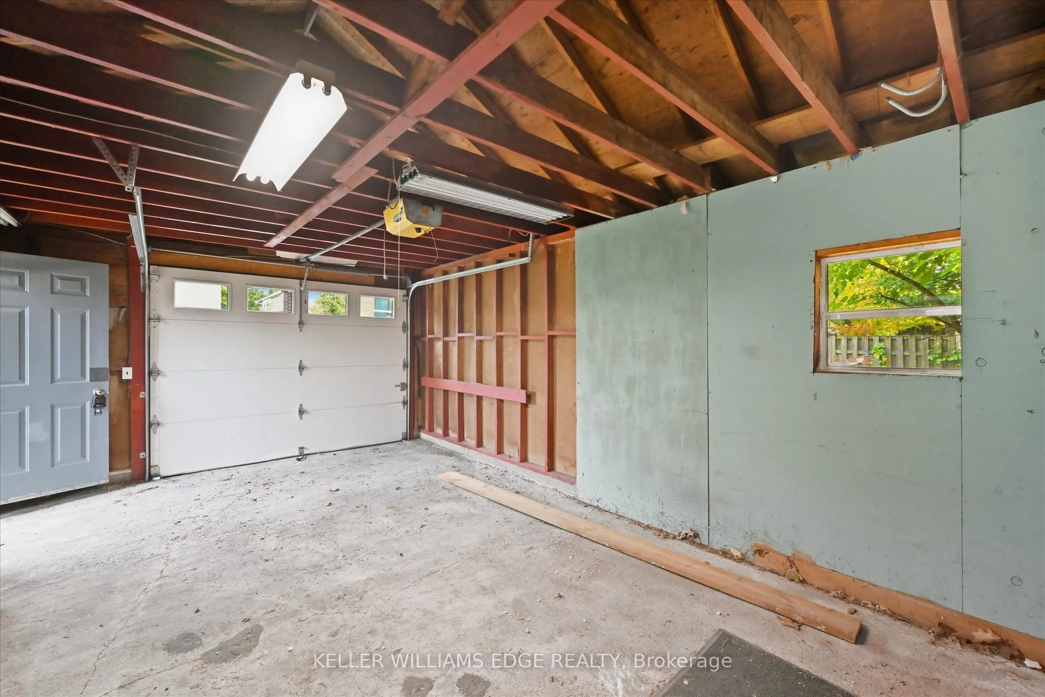 184 Cline Avenue S