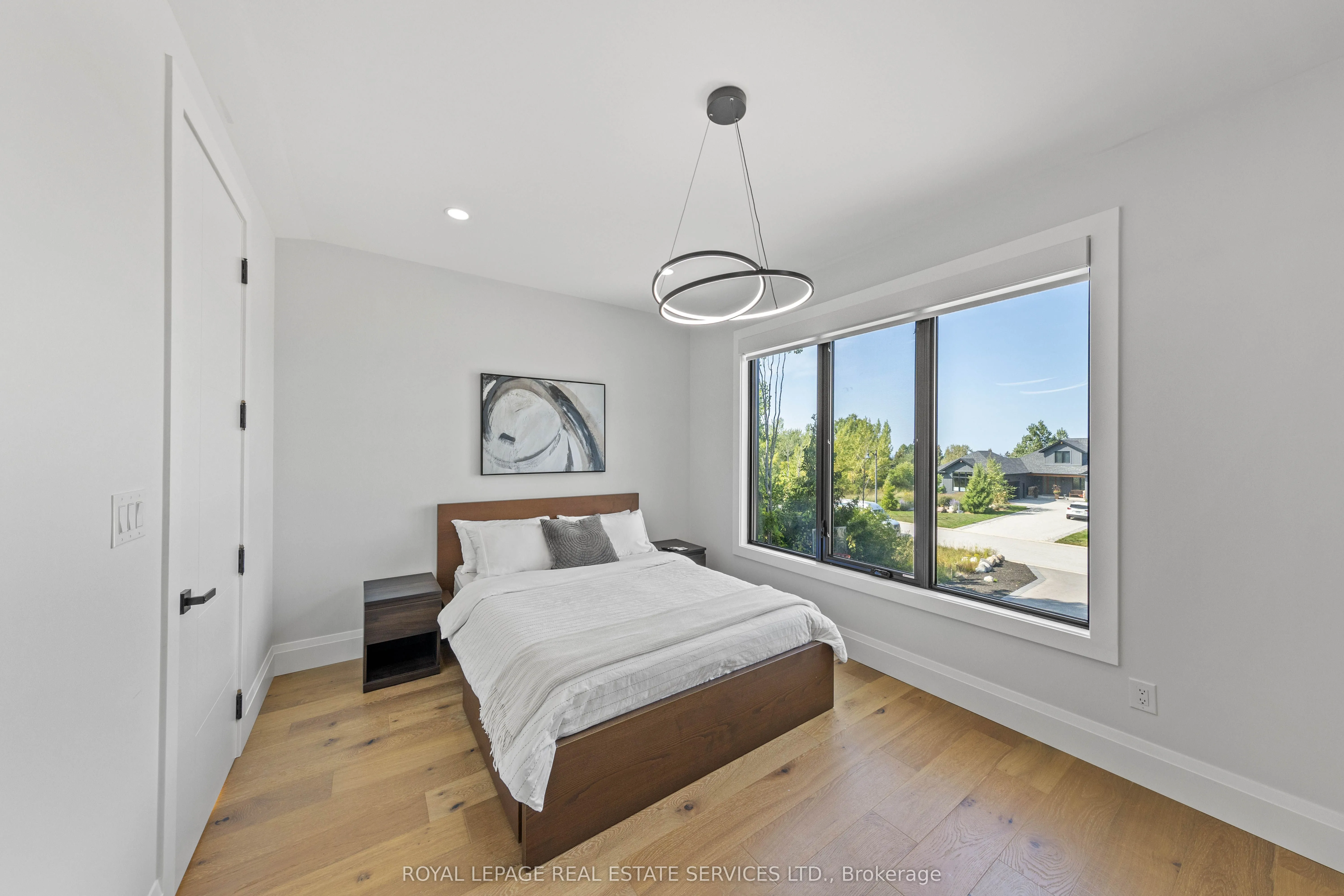 118 Barton Boulevard