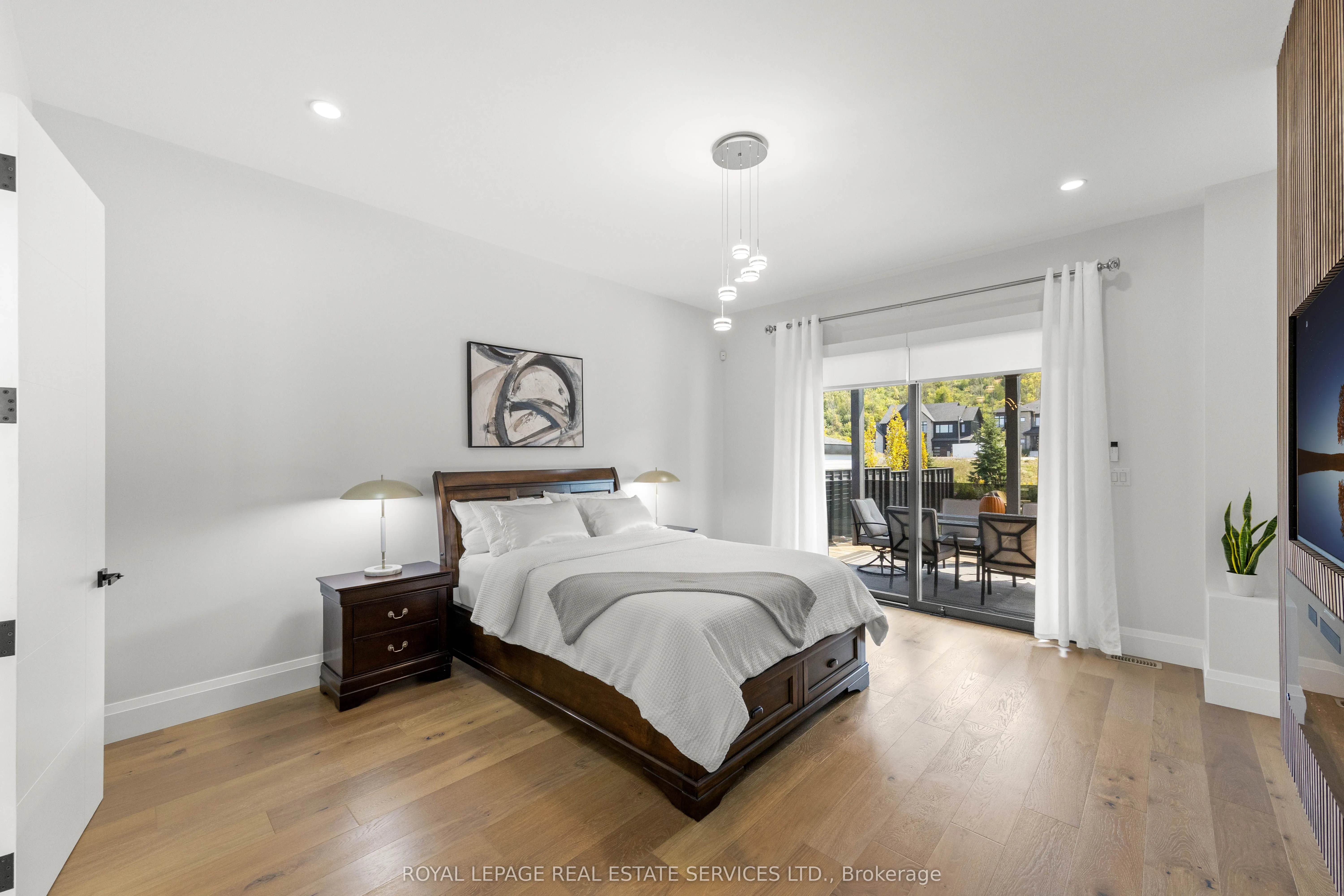 118 Barton Boulevard
