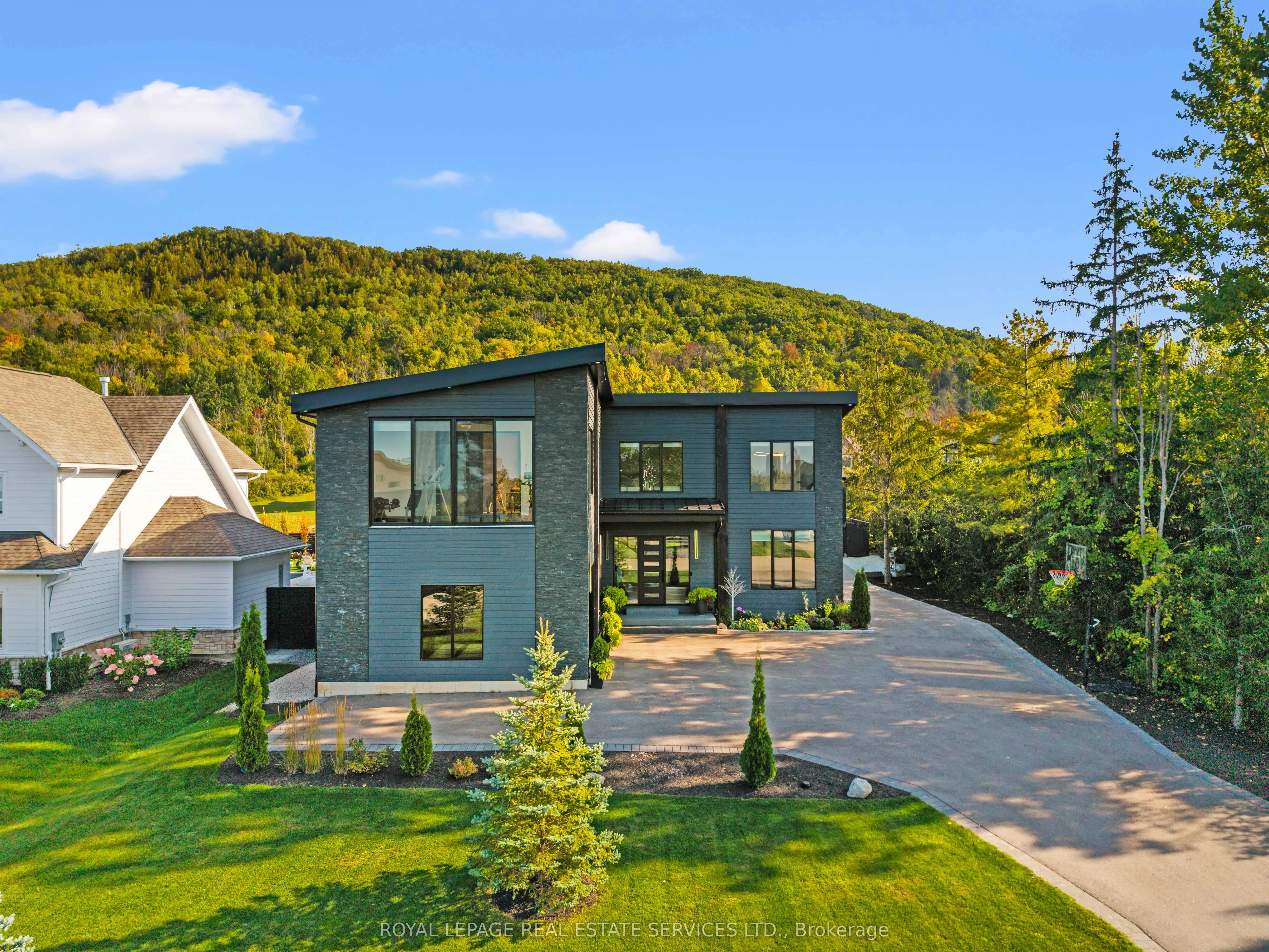 118 Barton Boulevard