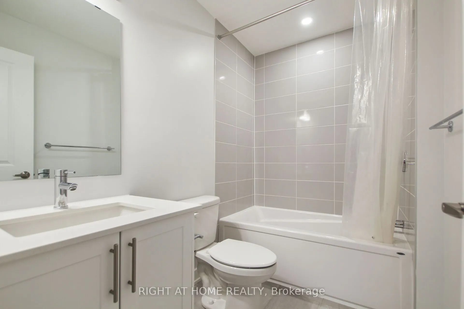 534 CORRETTO Place