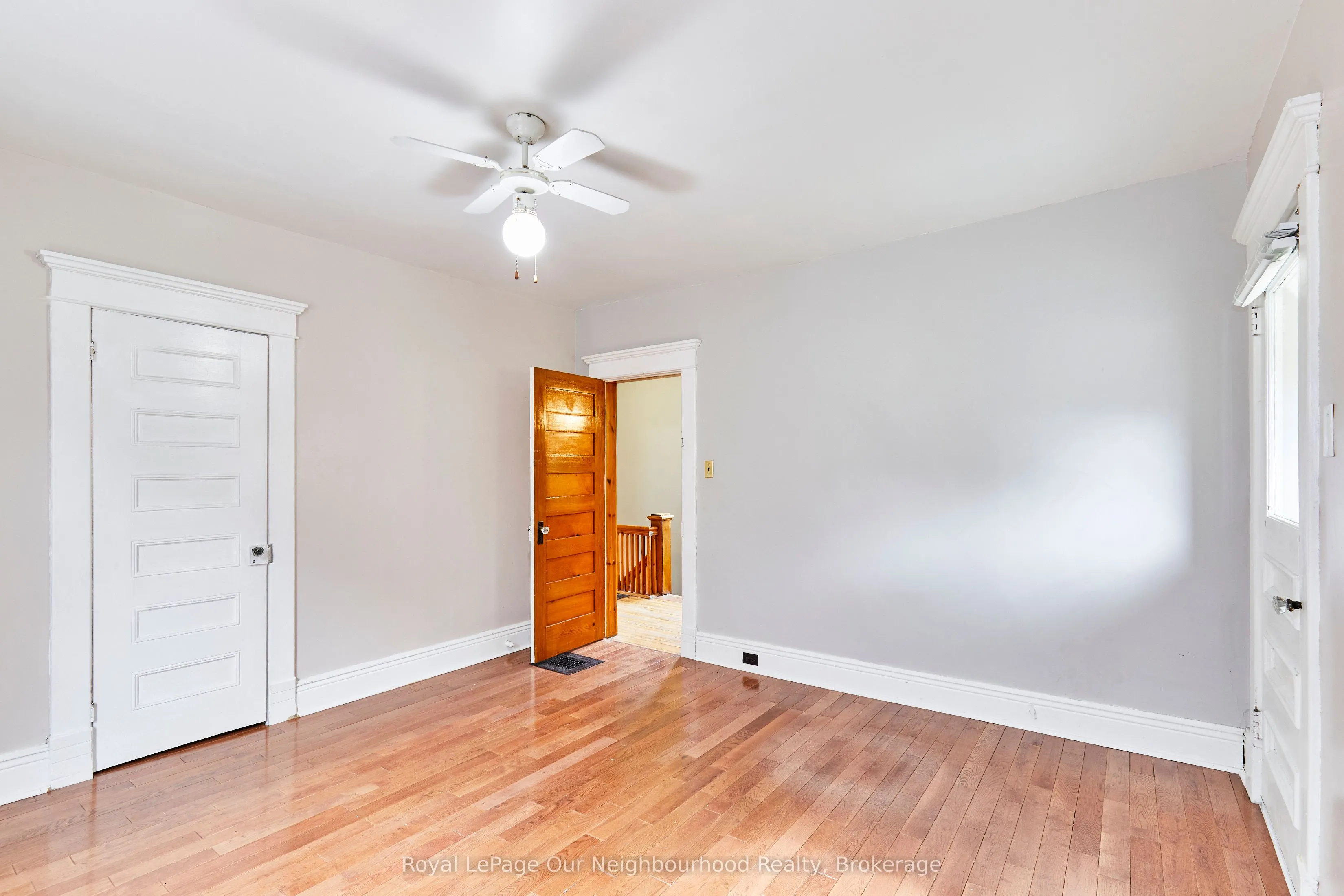 444 George Street S