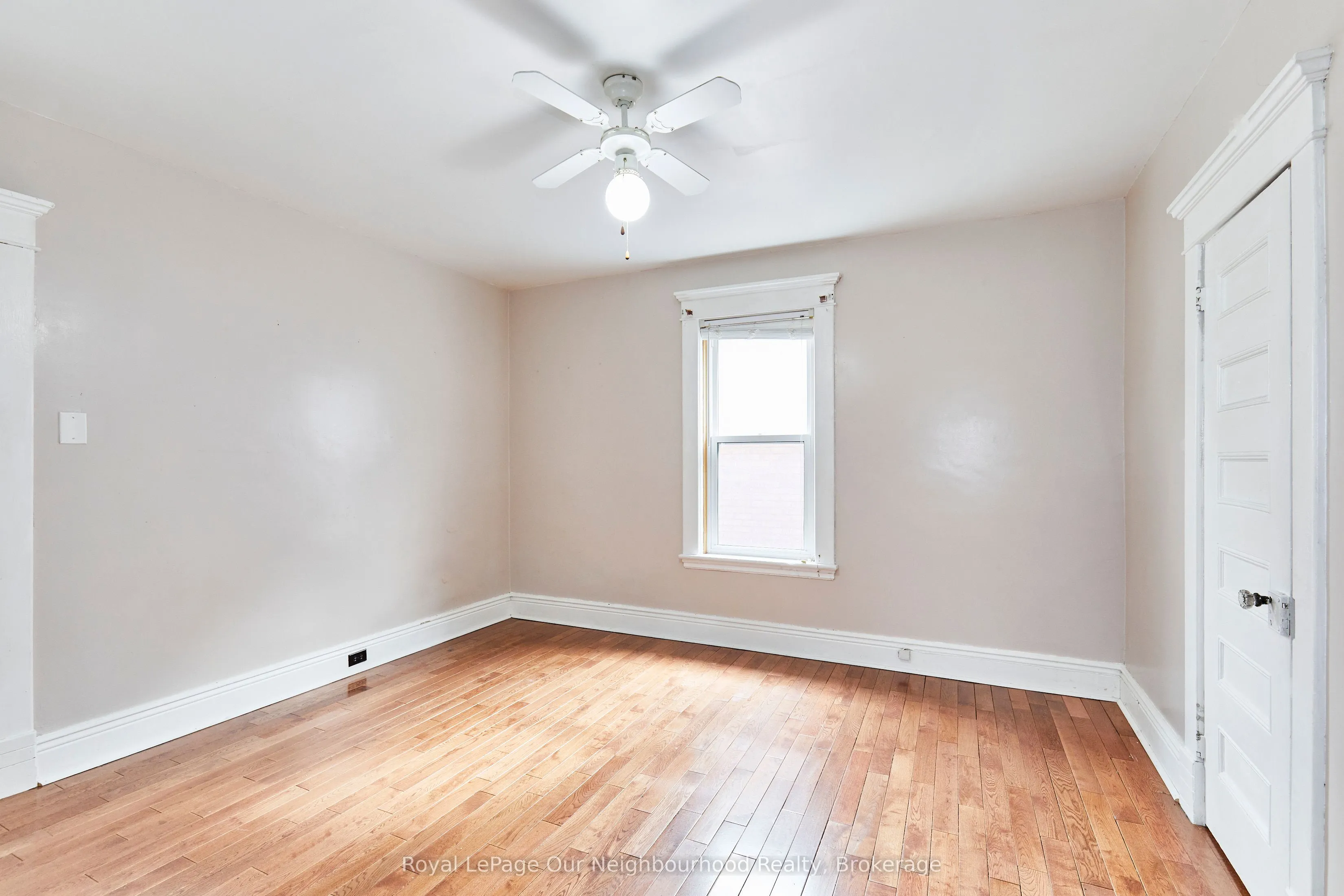 444 George Street S