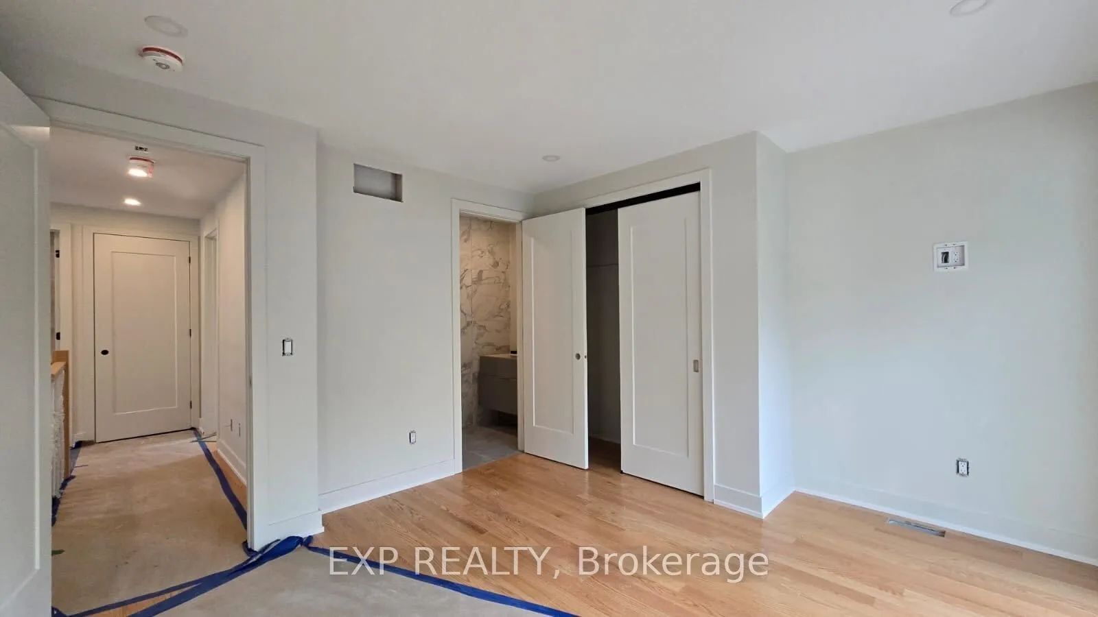 512 Roosevelt Avenue, ##A