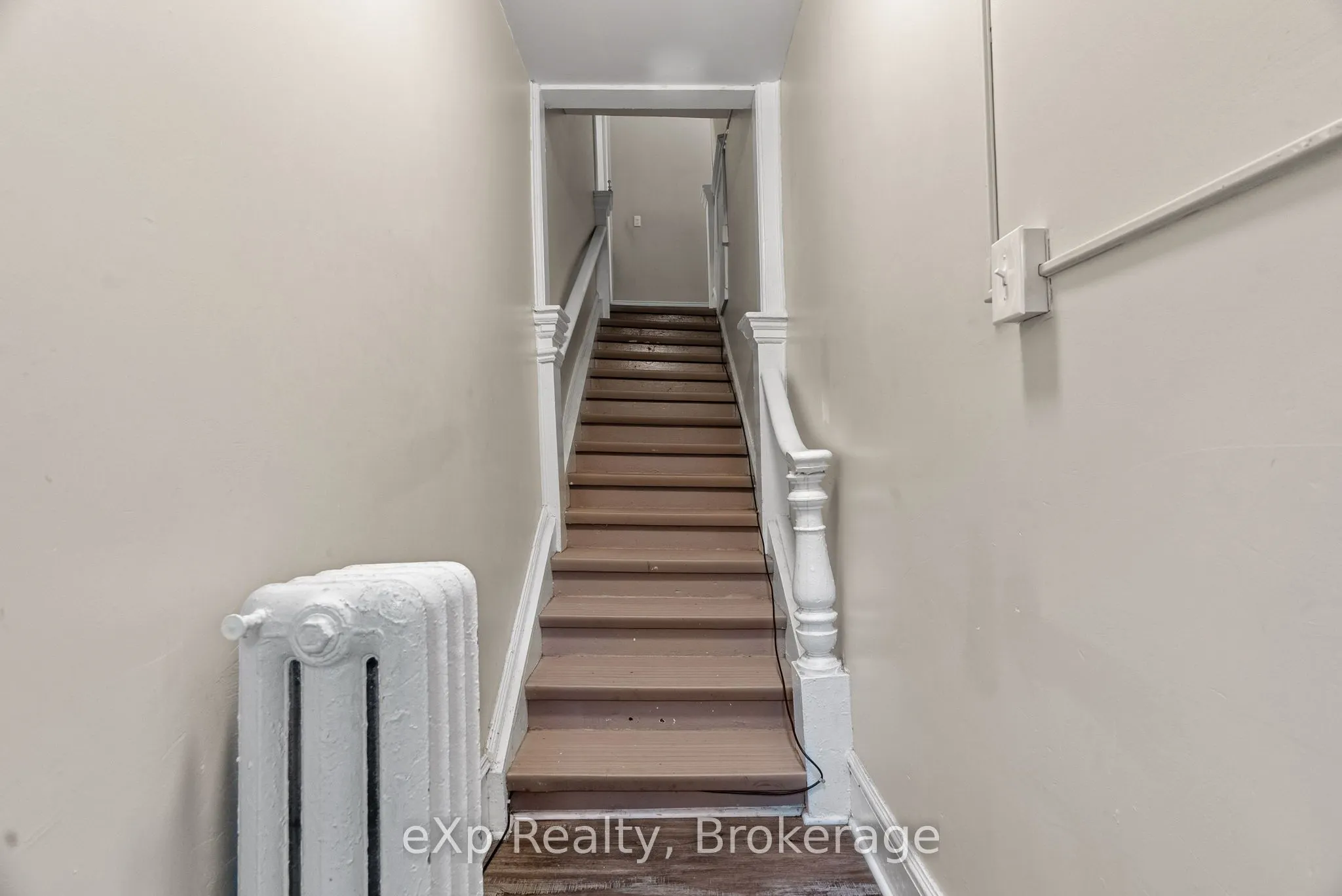 111 Church Street, #4