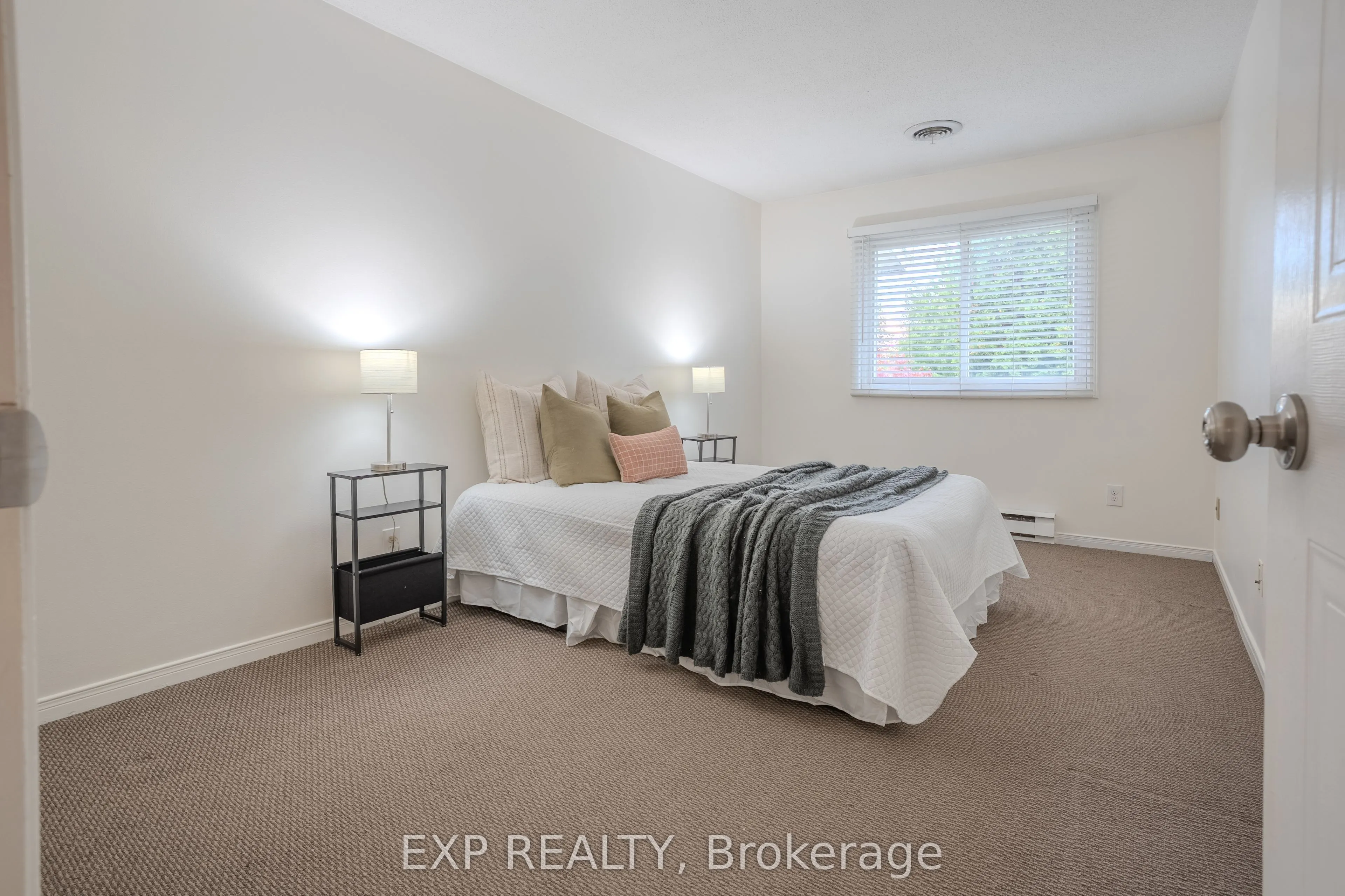 38 Elma Street, #8