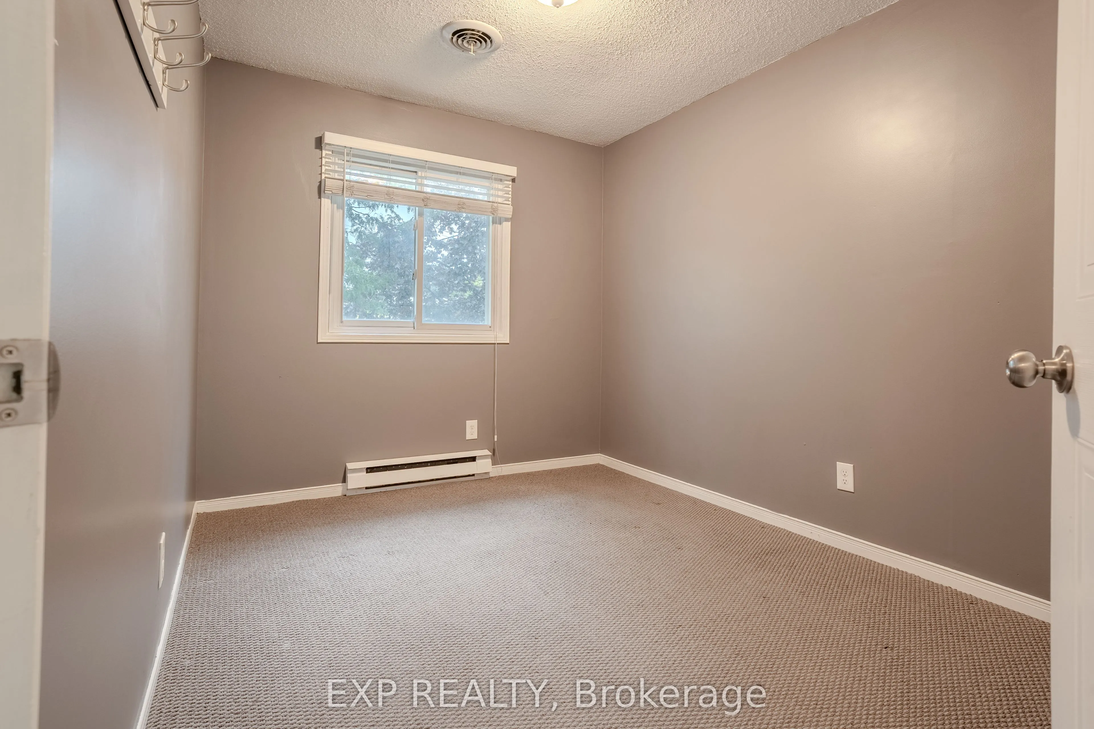 38 Elma Street, #8