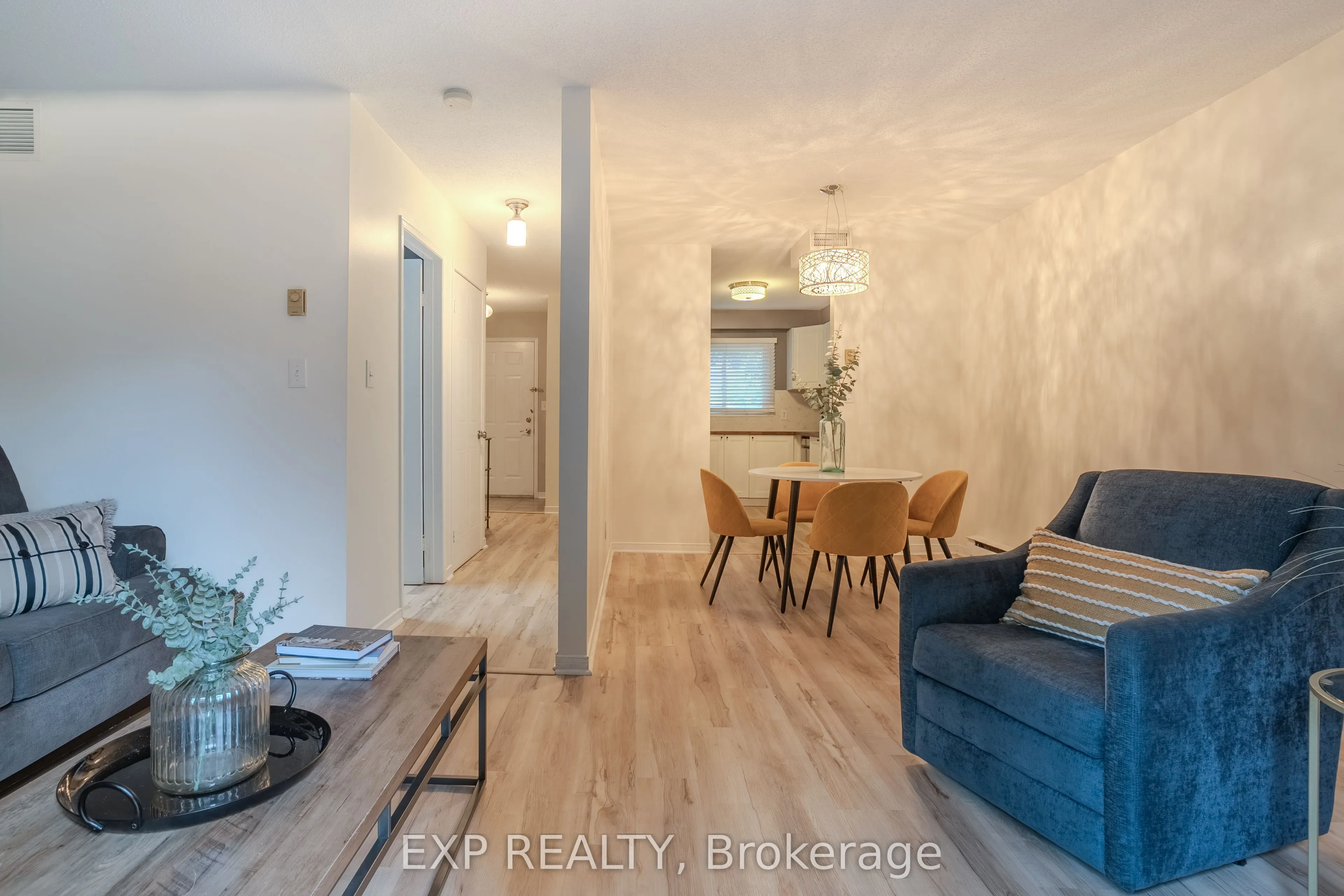 38 Elma Street, #8