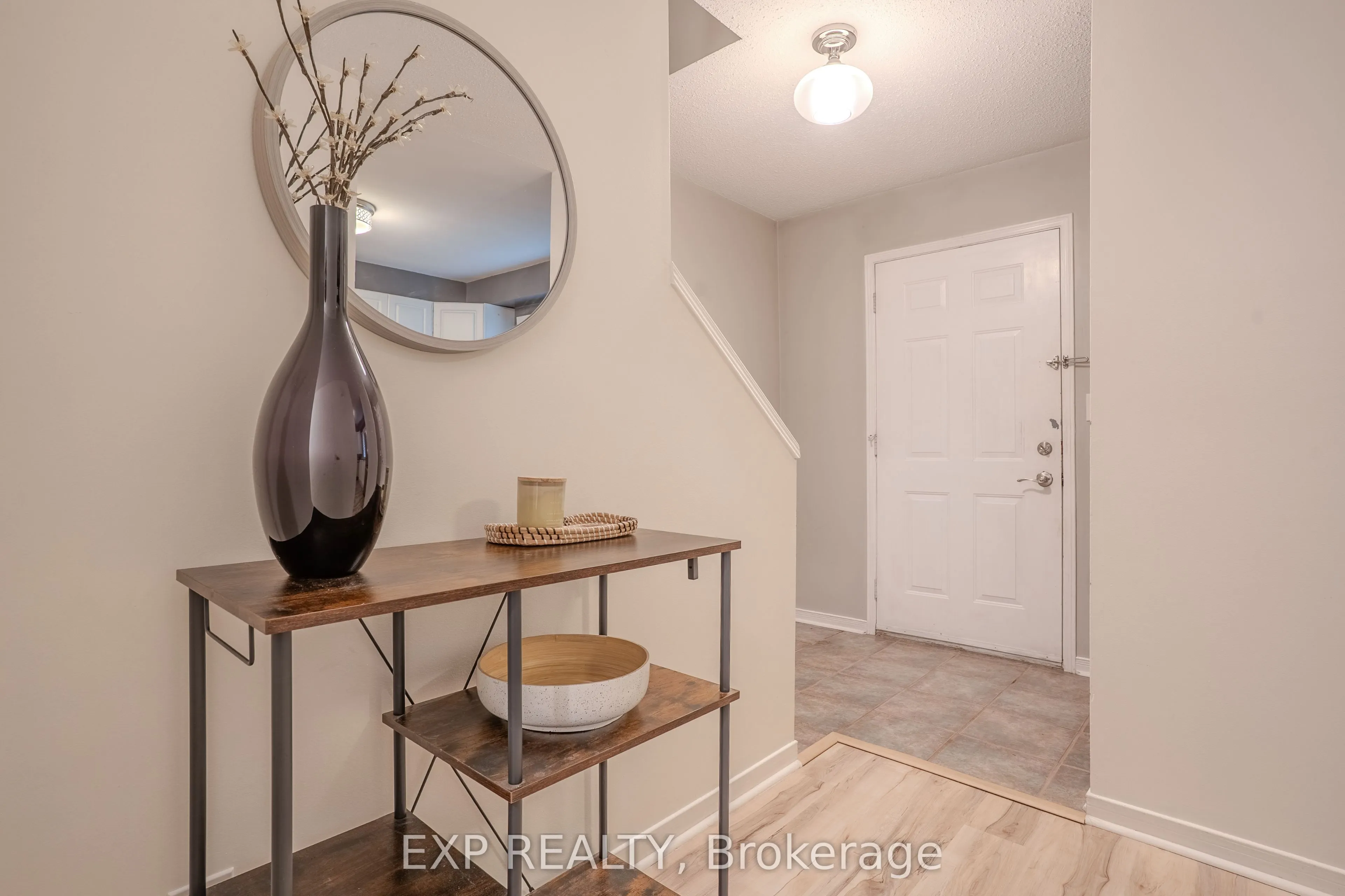 38 Elma Street, #8