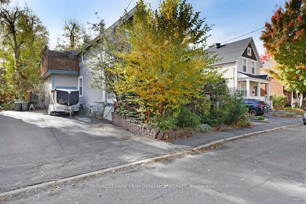32 Herridge Street
