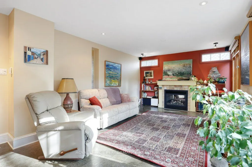 32 Herridge Street