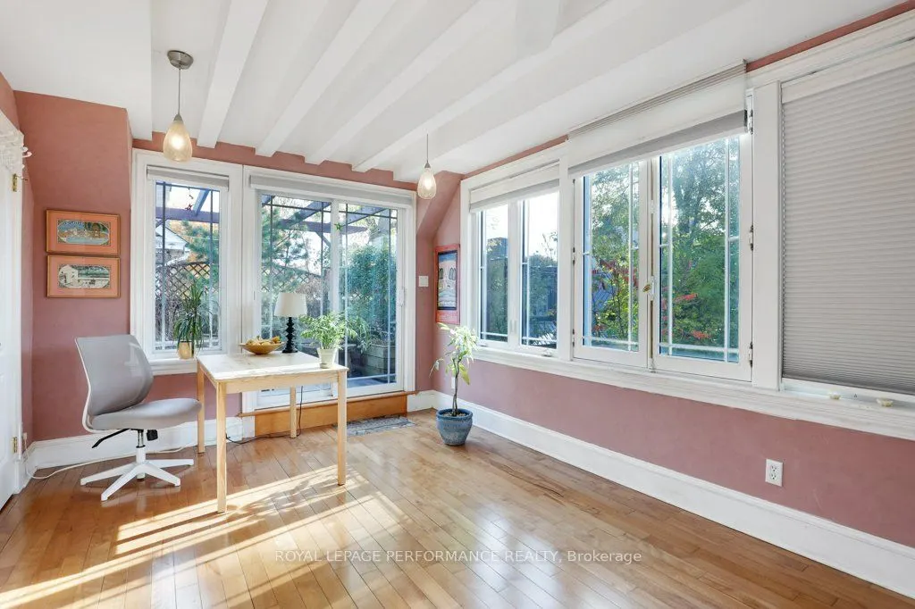 32 Herridge Street