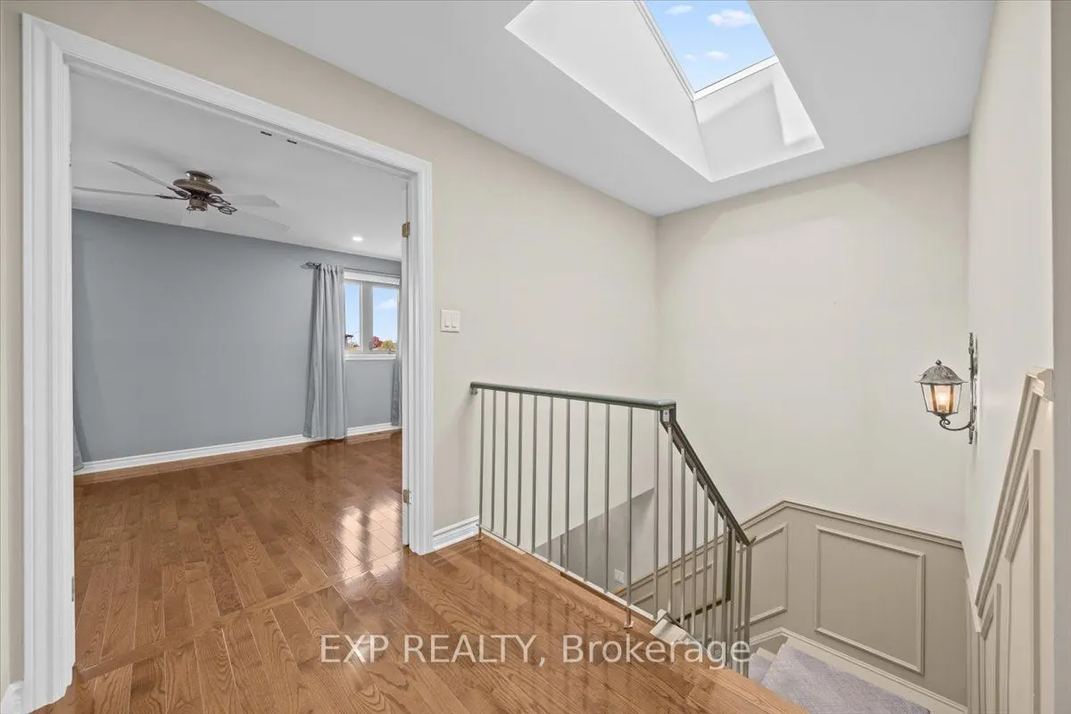 1871 Markwell Crescent