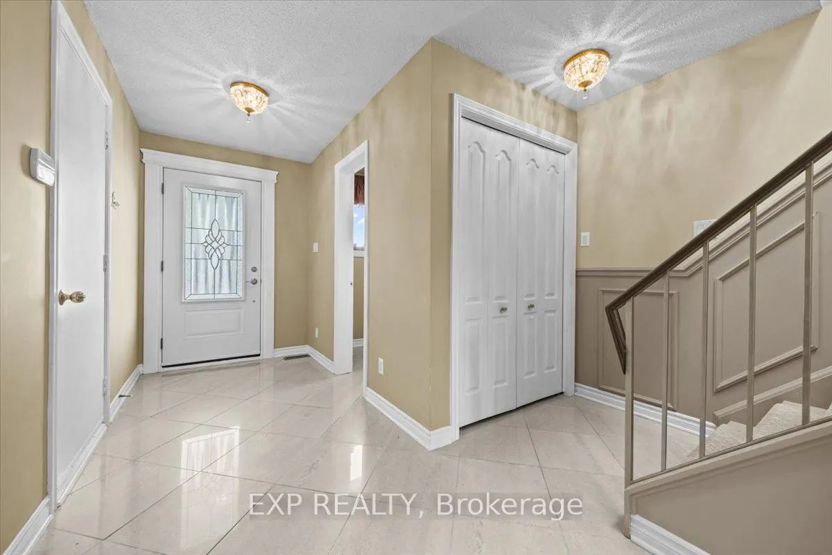 1871 Markwell Crescent