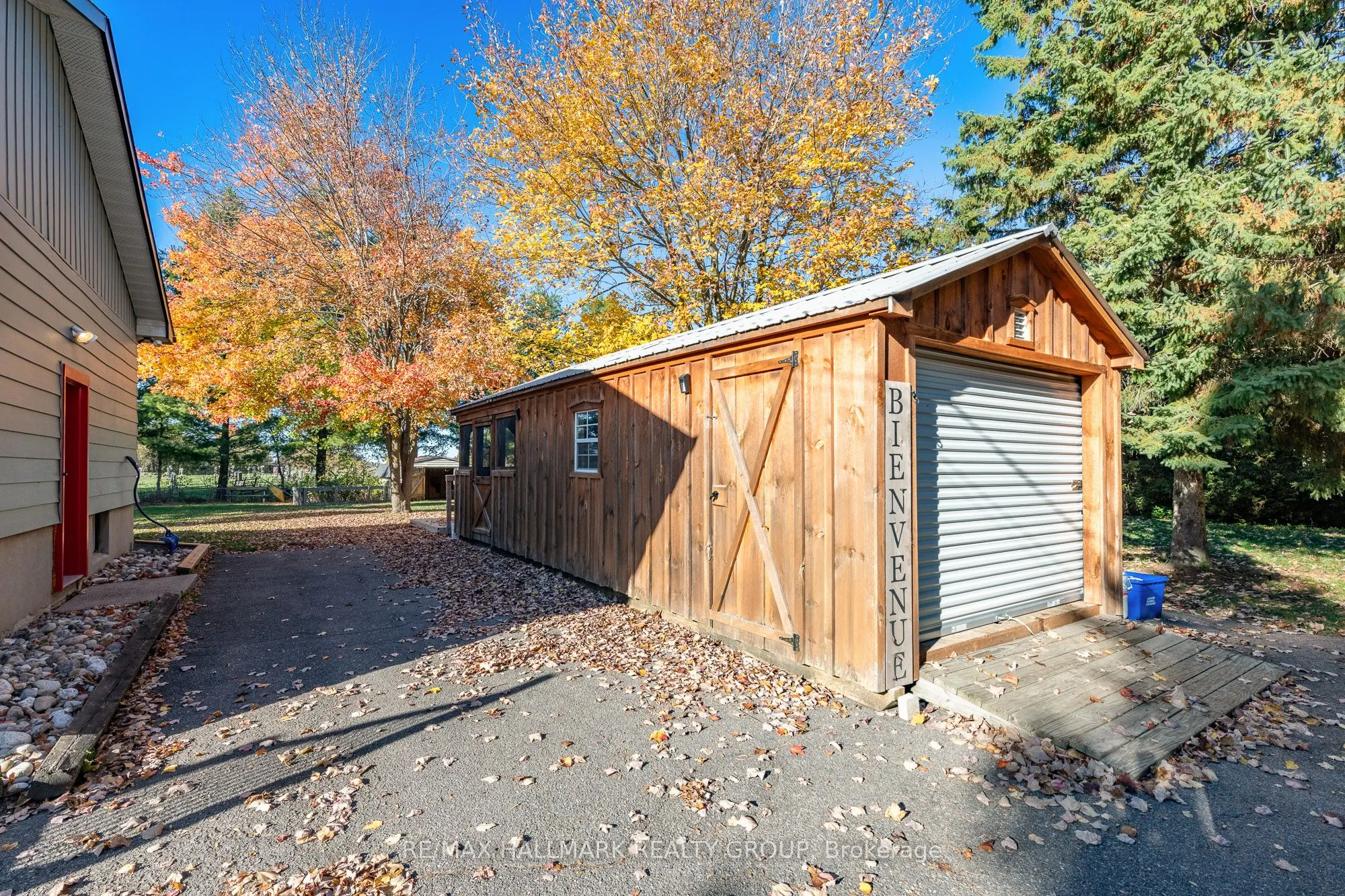 404 Bouchard Street