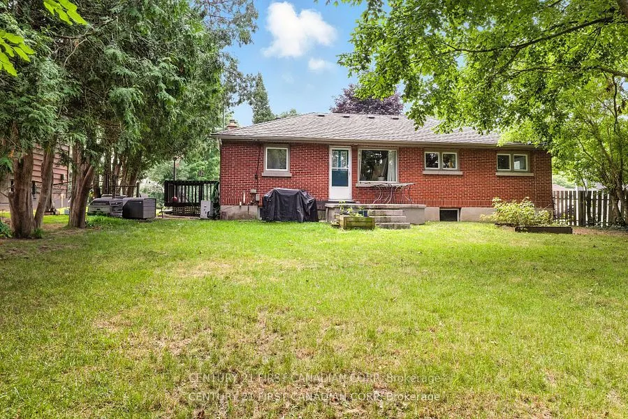 330 GLENROSE Drive