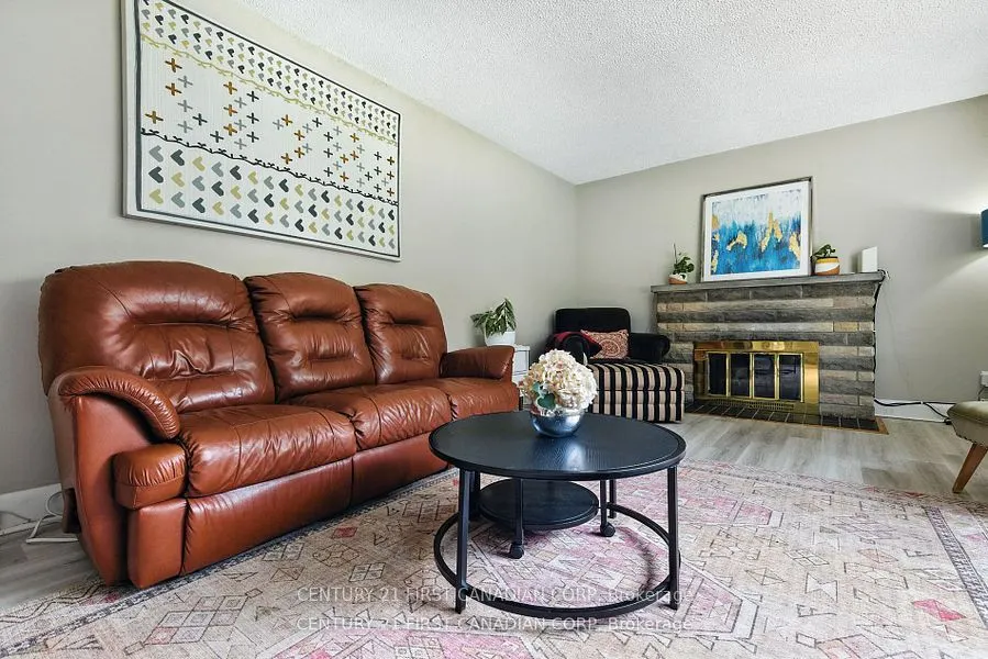 330 GLENROSE Drive