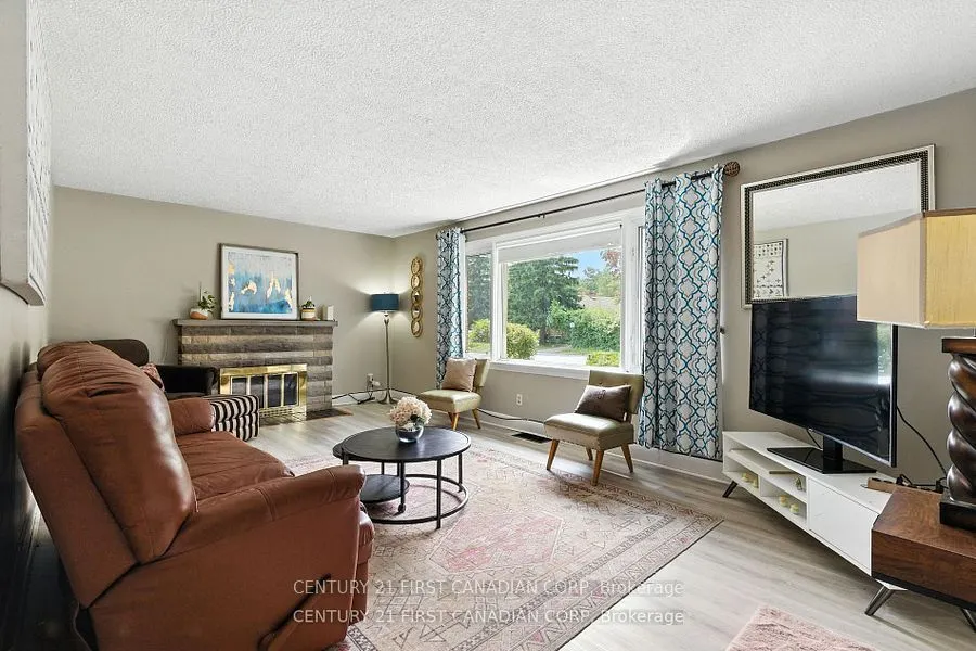 330 GLENROSE Drive