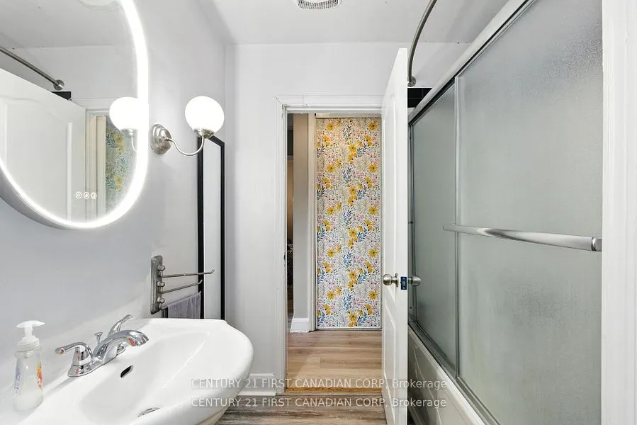330 GLENROSE Drive